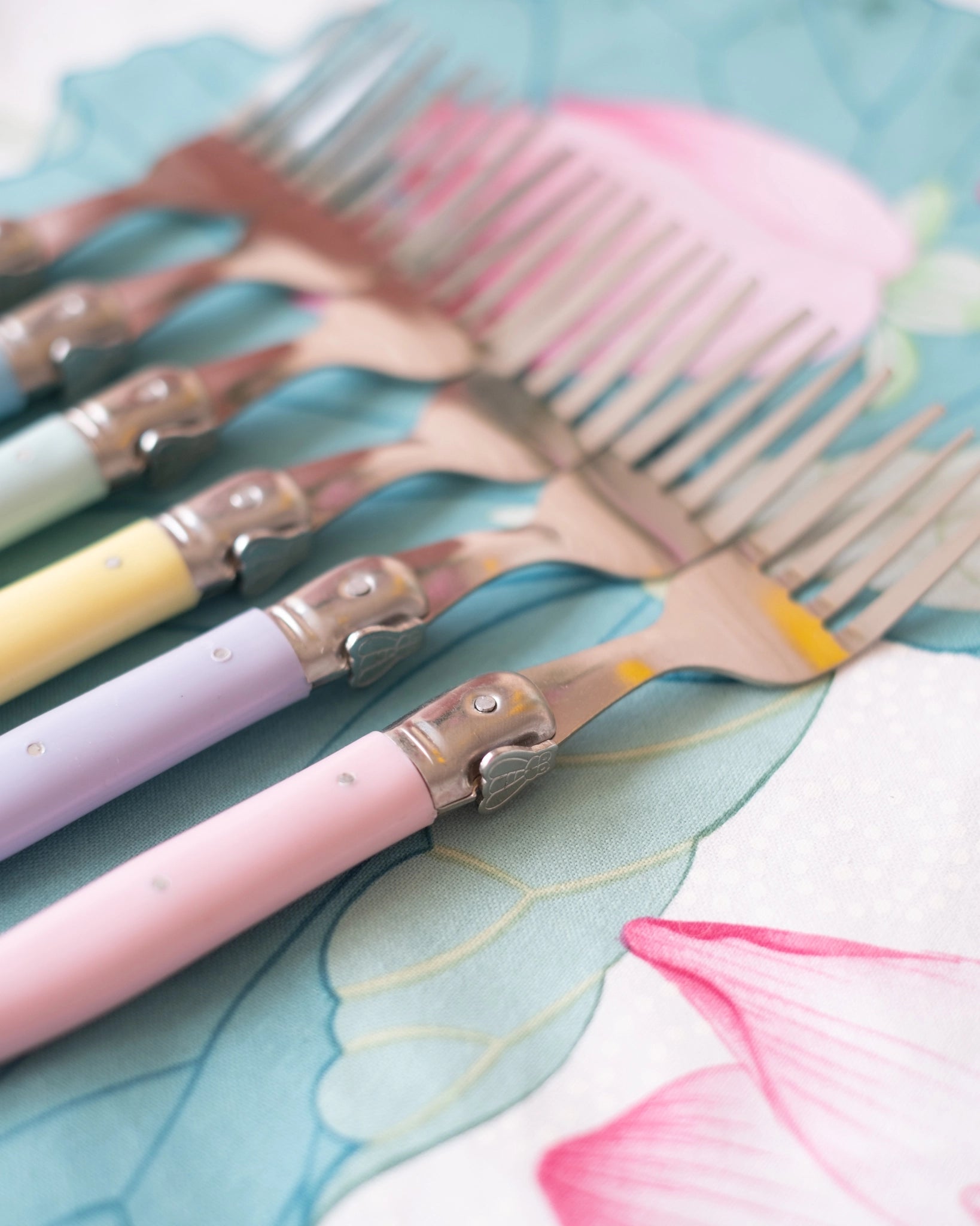 6 fourchettes Laguiole Jean Dubost coloris pastel - Silly & Billy