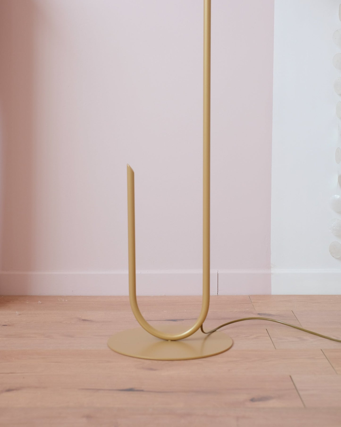 Pied de lampadaire et abat-jour fleur simple