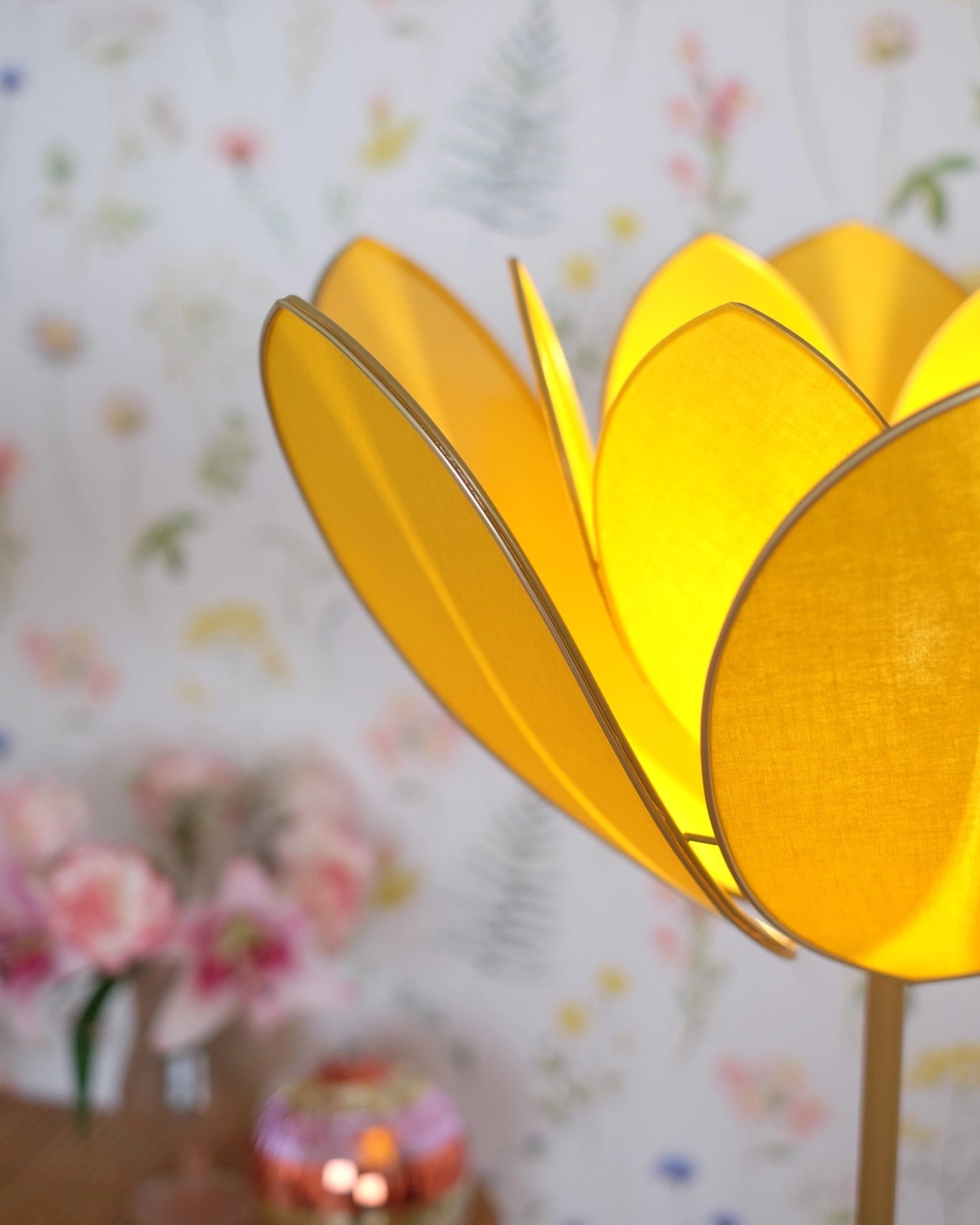 Pied de lampadaire et abat-jour fleur double - Mimosa