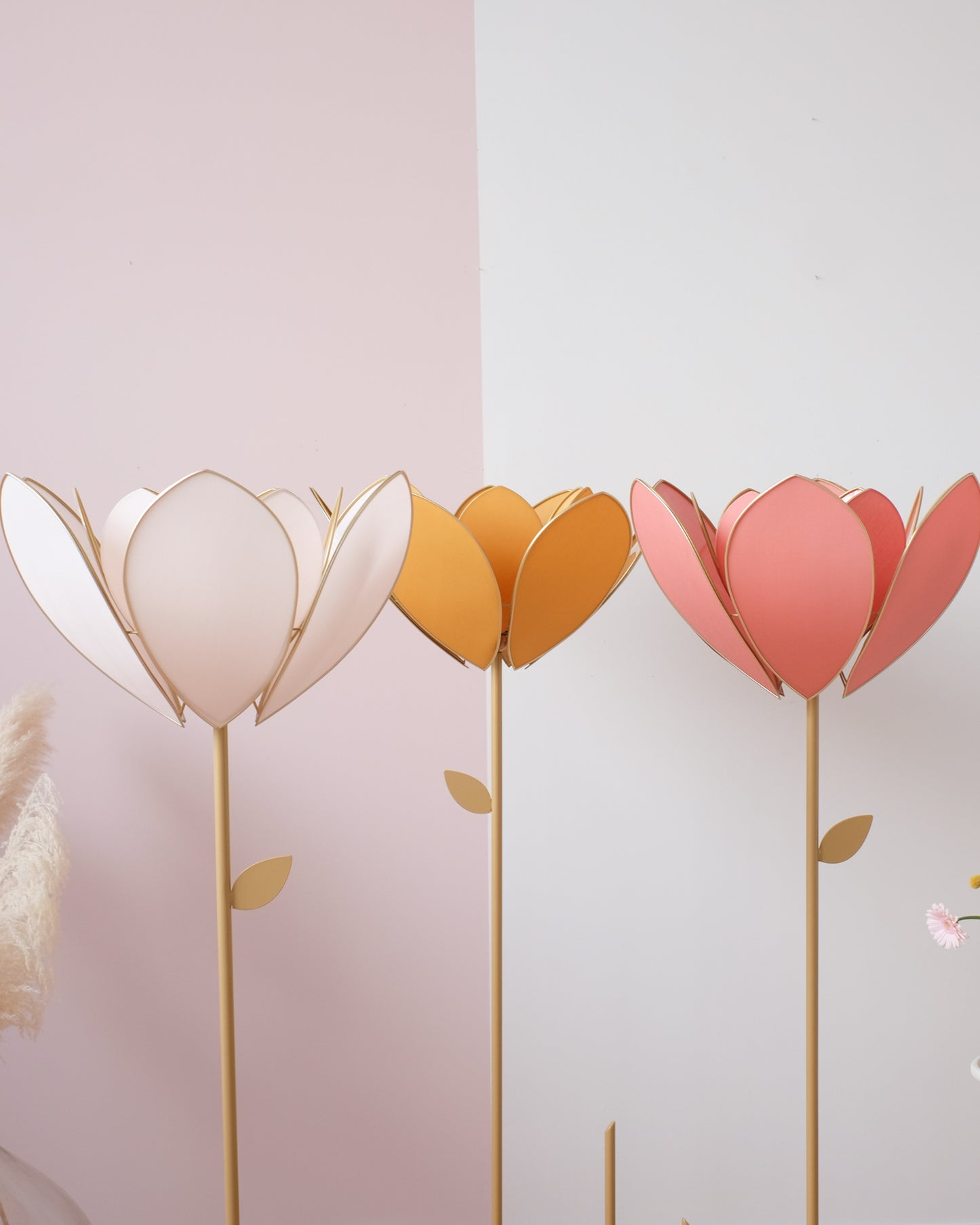 Pied de lampadaire et abat-jour fleur double