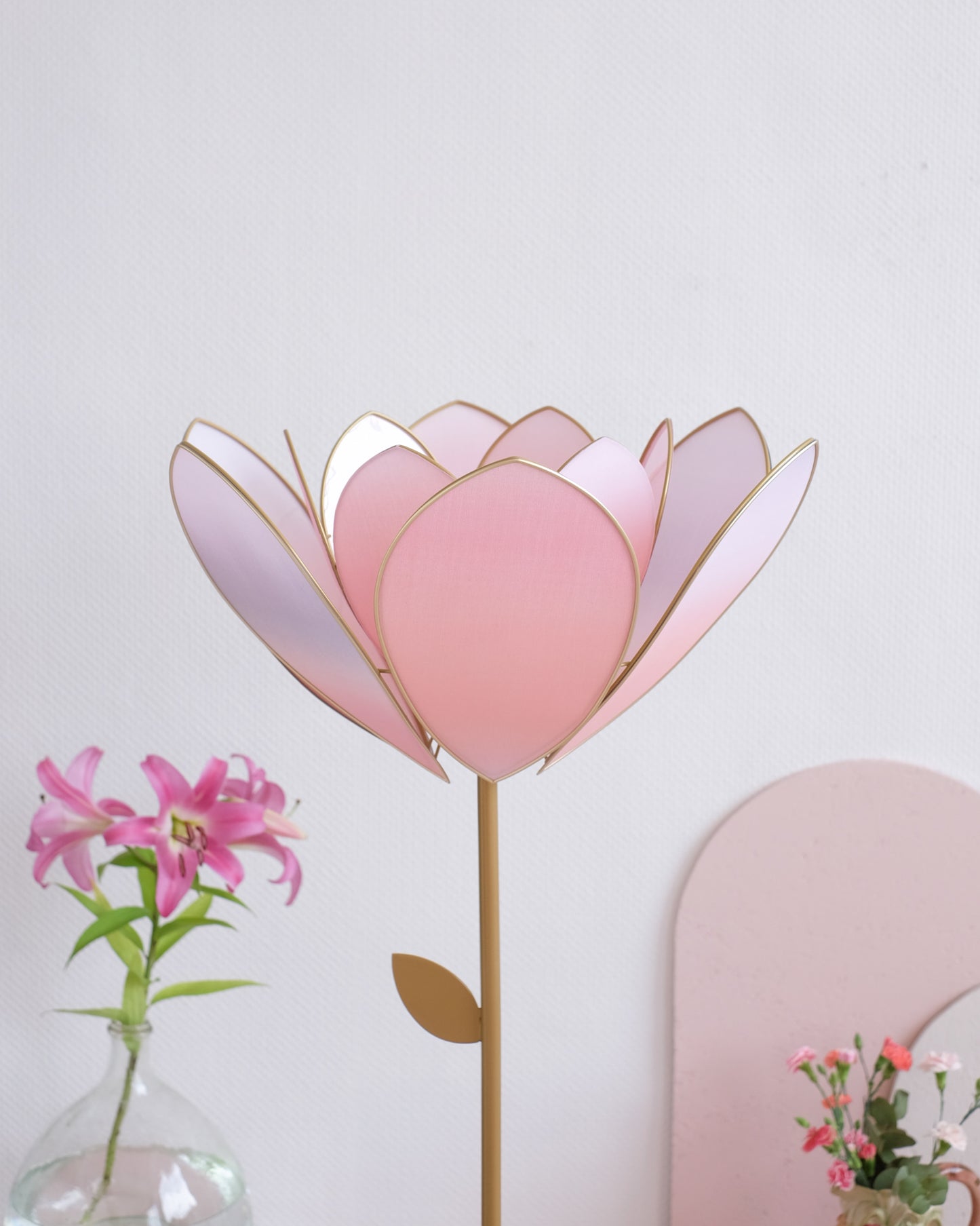 Pied de lampadaire et abat-jour fleur double
