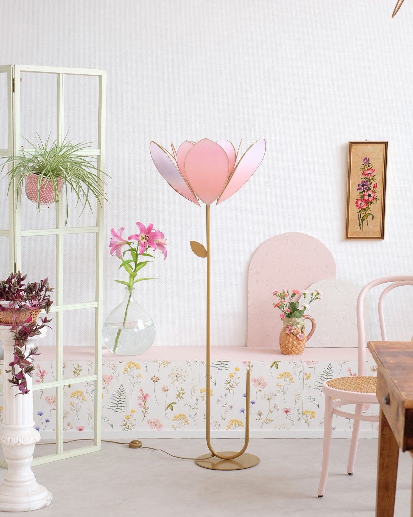Pied de lampadaire et abat-jour fleur double