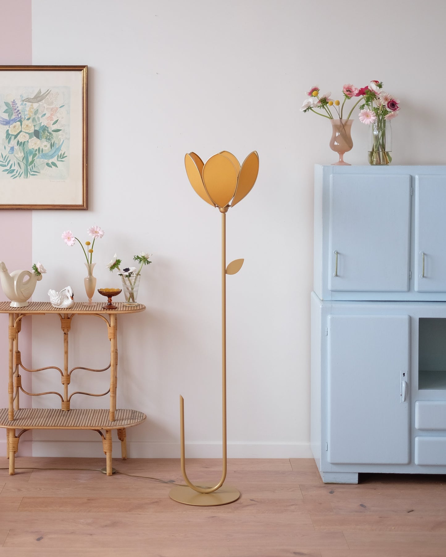 Pied de lampadaire et abat-jour fleur simple