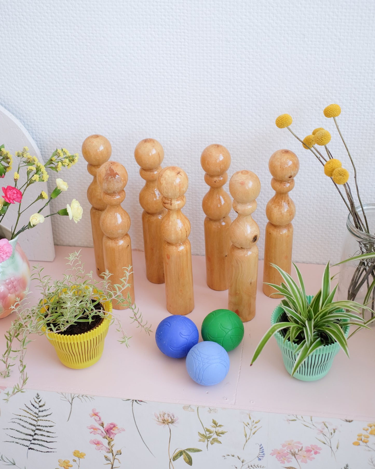 Ancien jeu de quilles en bois