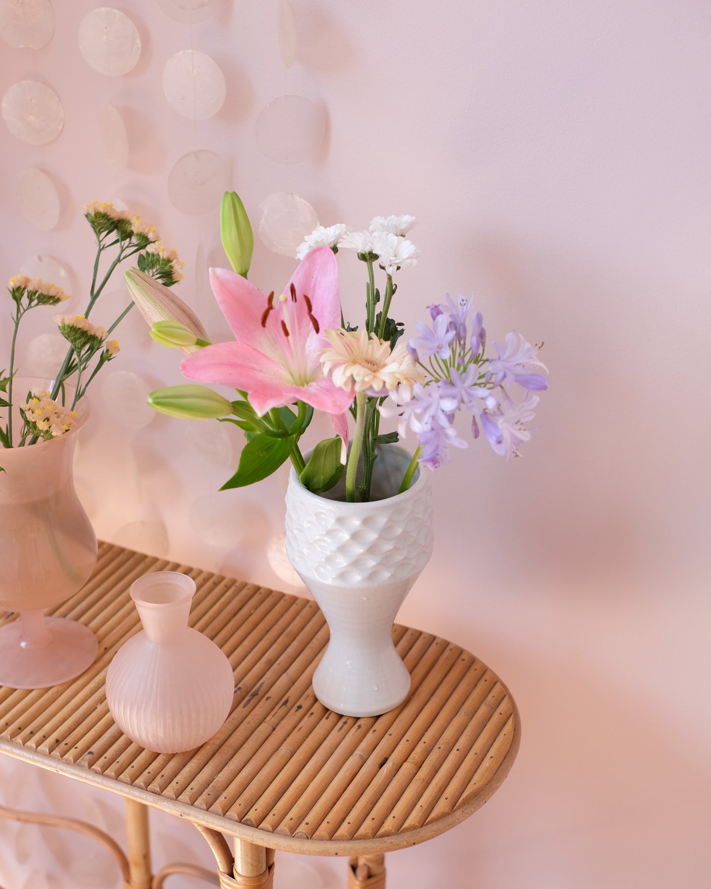Vase en faïence blanche