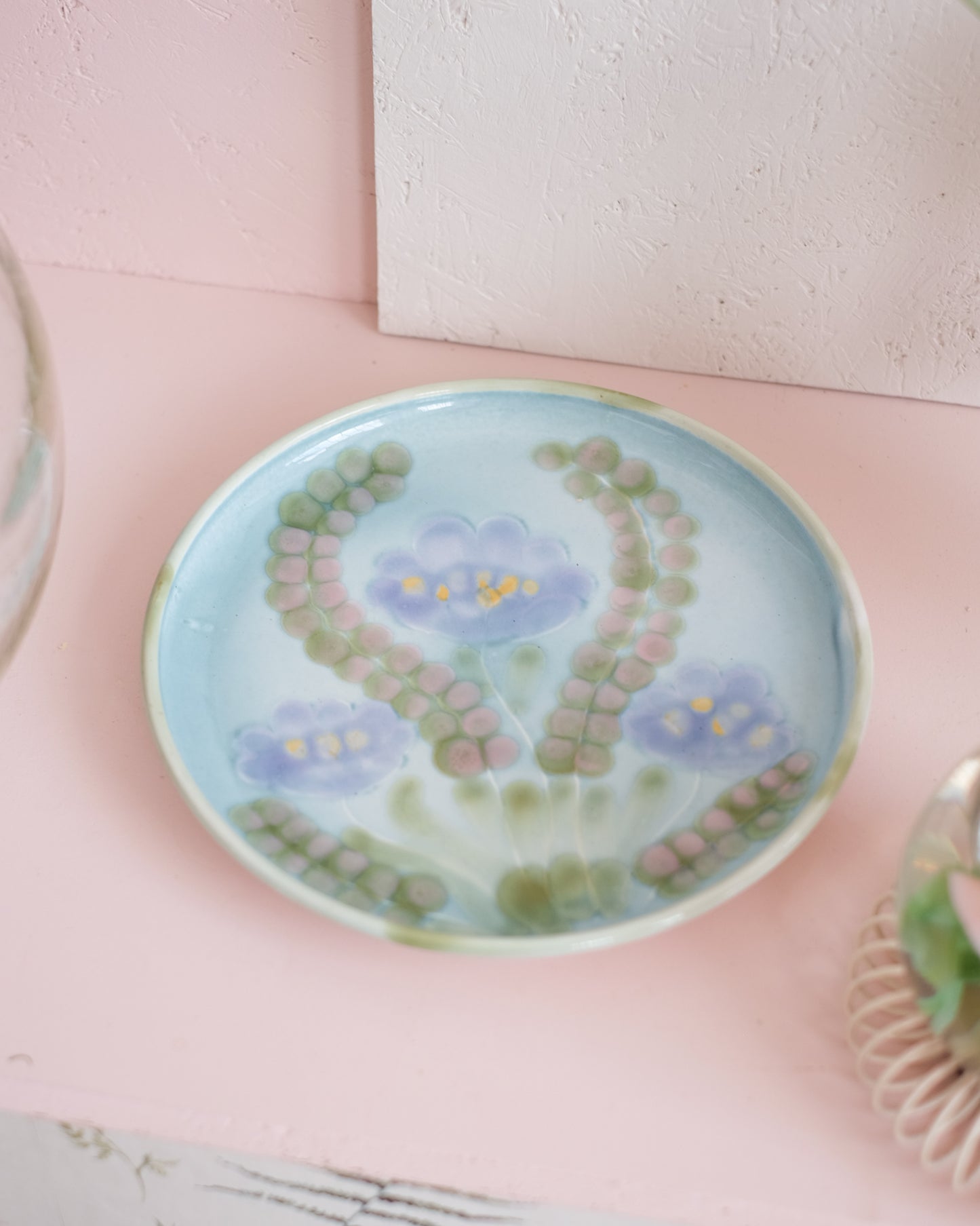 Plat en céramique fleuri #2