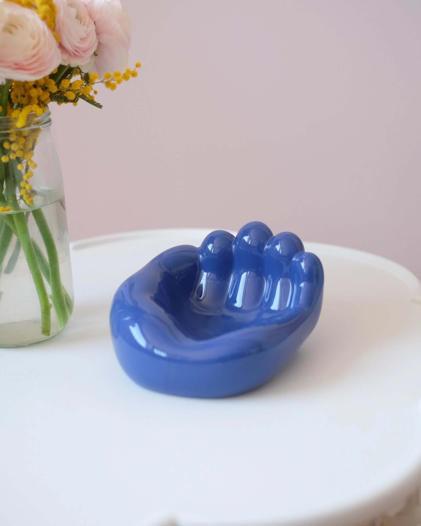 Ancien vide-poche en céramique bleue