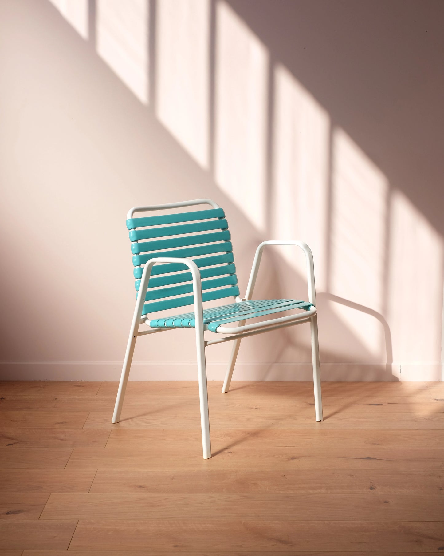 Chaise vintage Ému