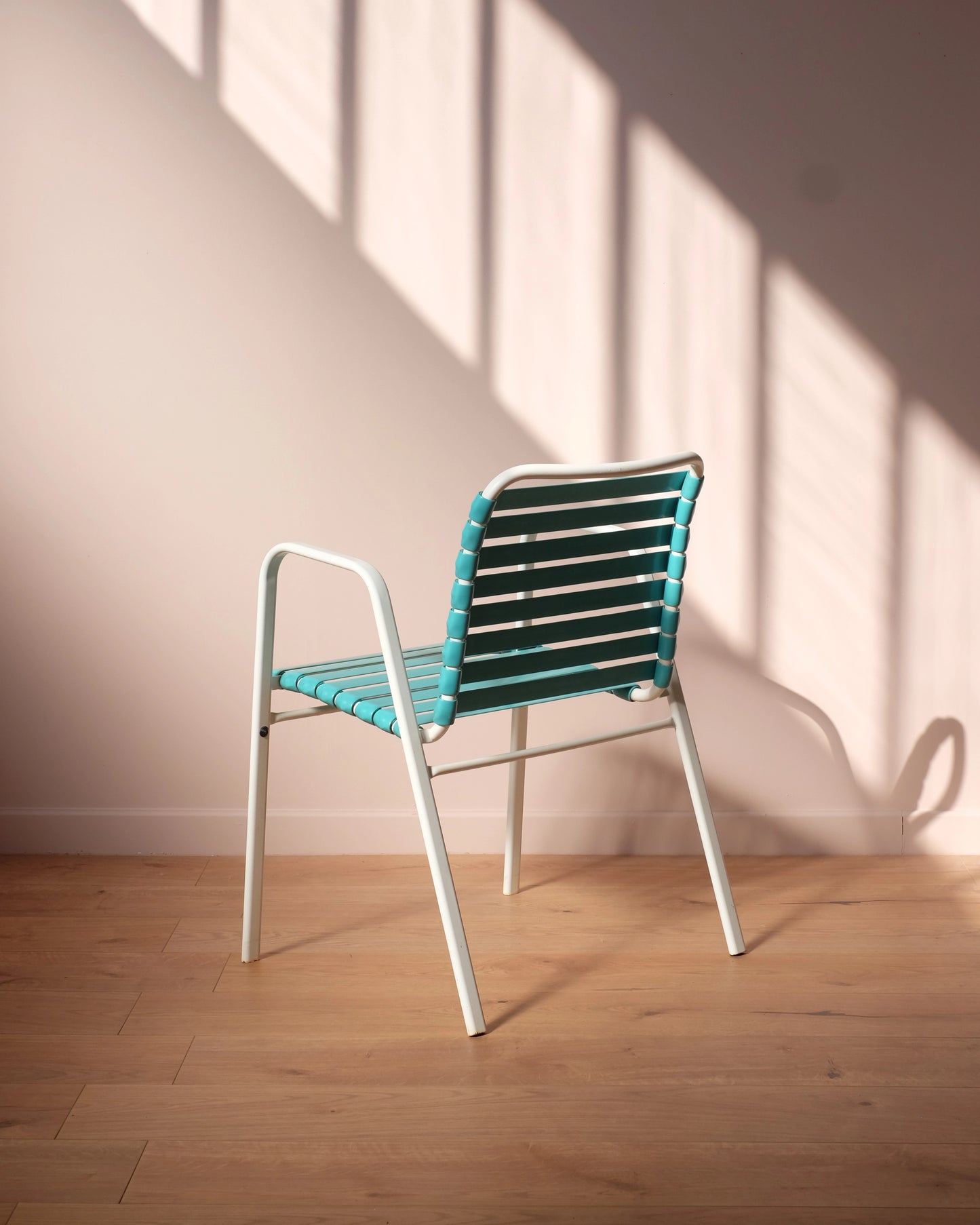 Chaise vintage Ému