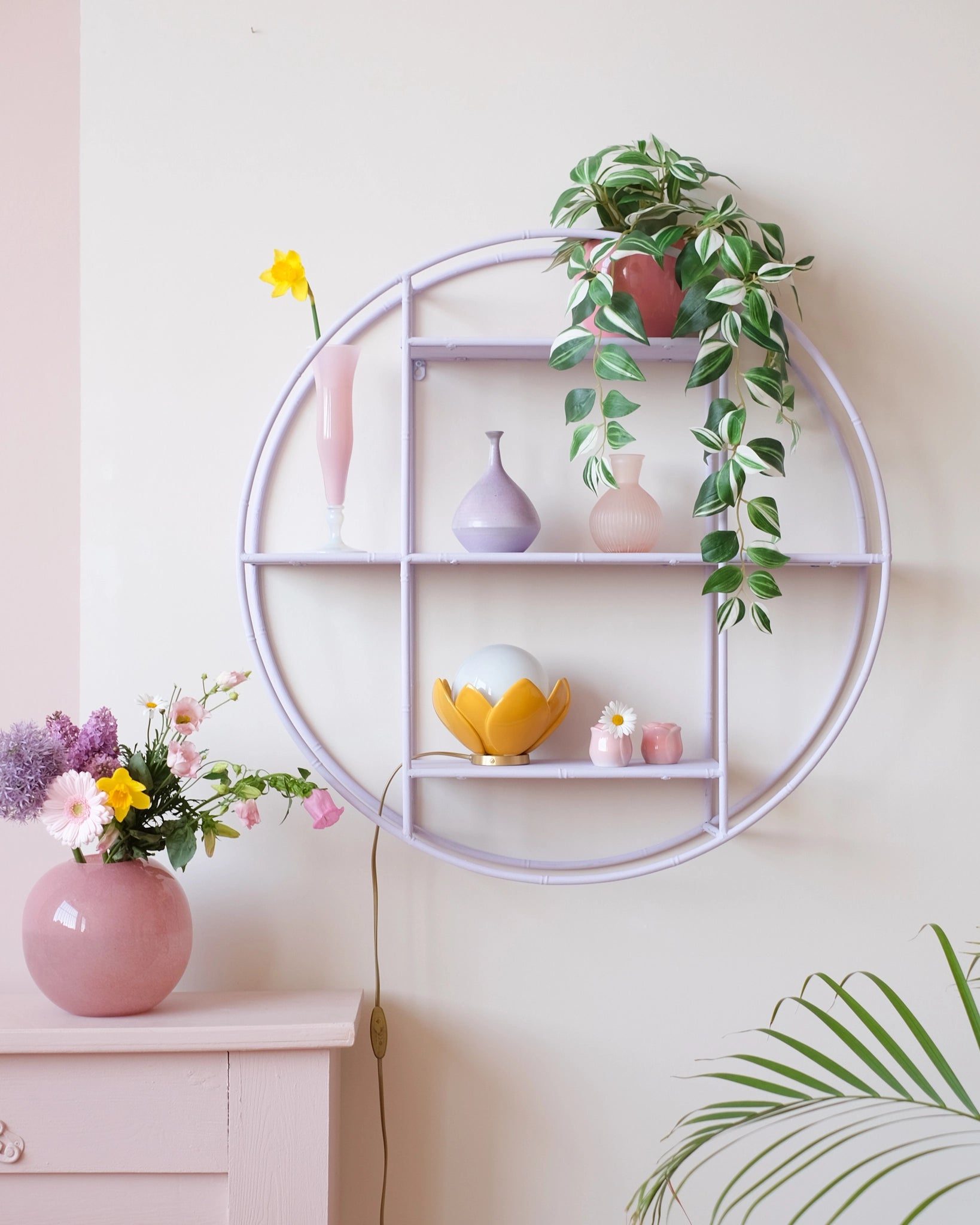 Grande étagère murale en bois