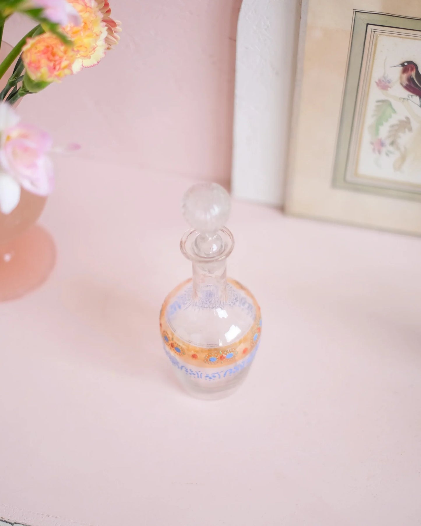Ancienne carafe en verre et décor émaillé #3