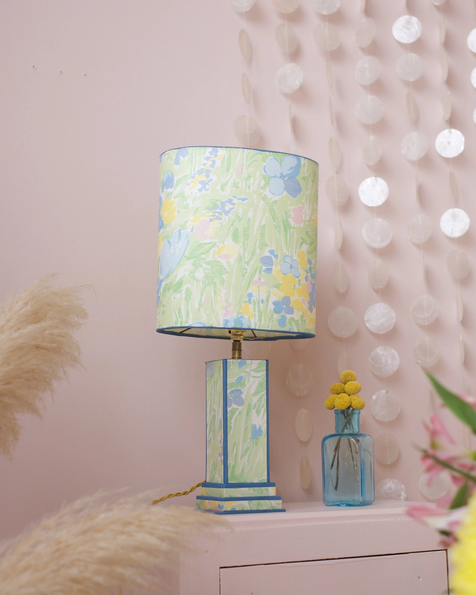 Grande lampe de table en tissu Années 80