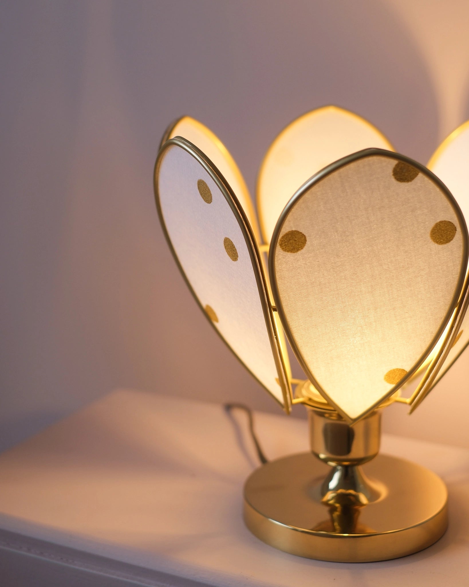 Lampe Fleur à poser - Pois dorés