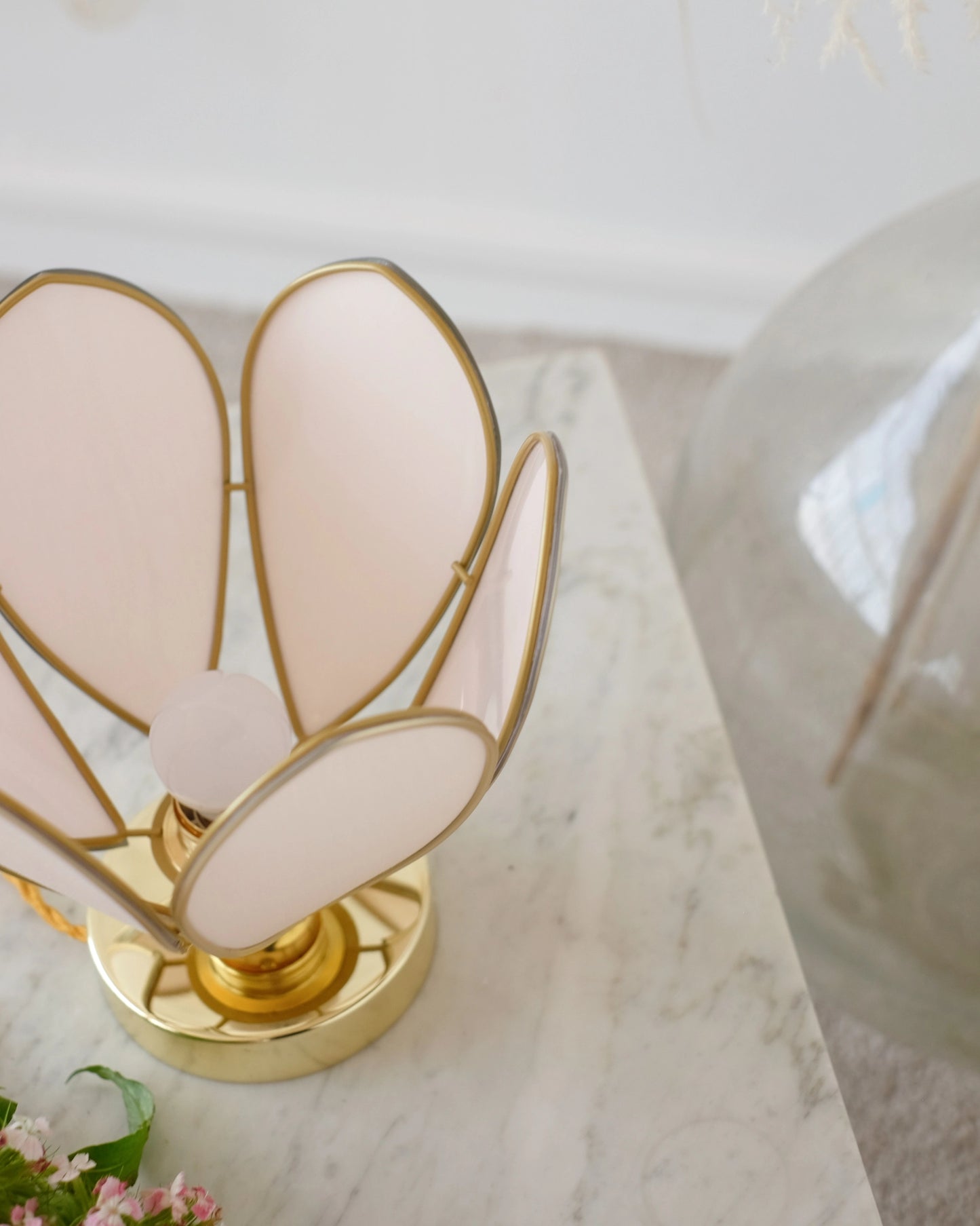 Lampe Fleur à poser - Rose nude et doré