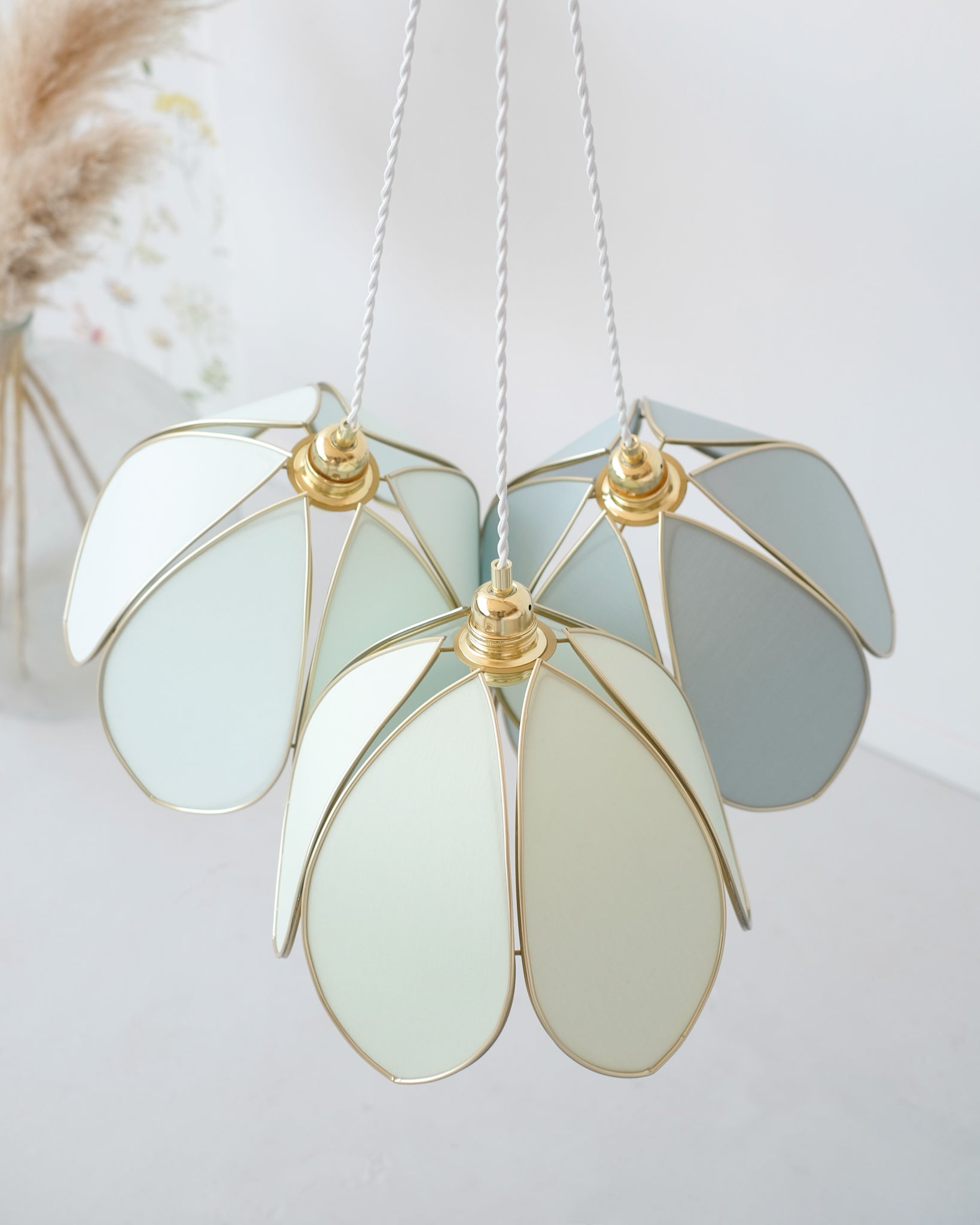 Suspension Fleur simple - Sauge et doré