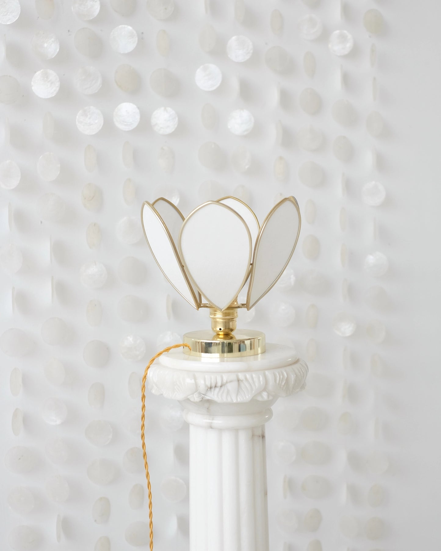Lampe Fleur à poser - Écru et doré