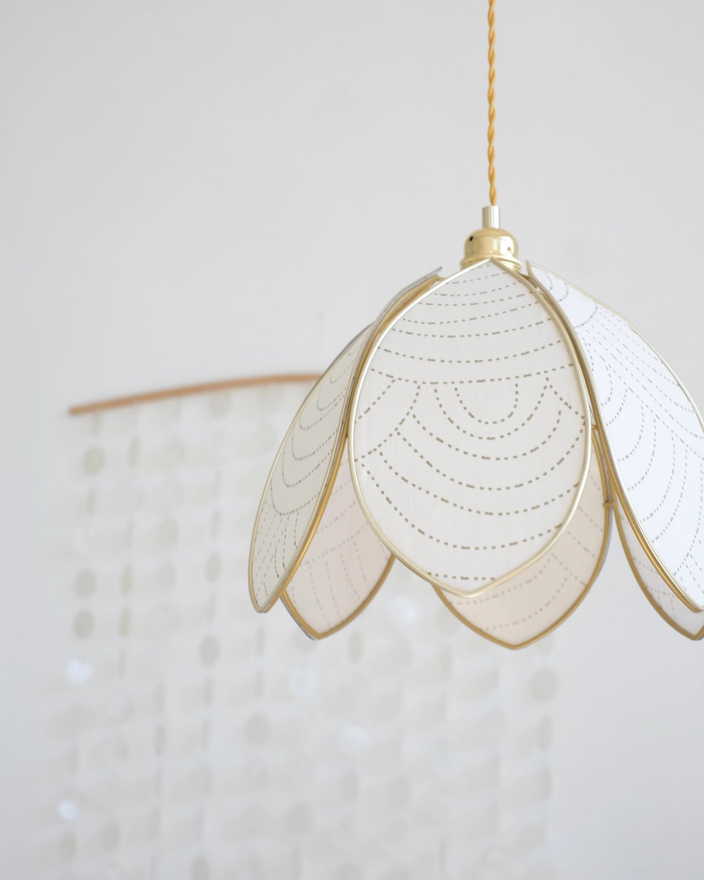 Suspension Fleur simple - Motif Art Déco
