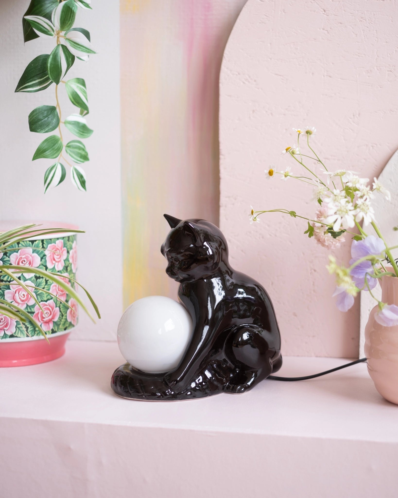 Ancienne lampe Chat en céramique noire et opaline - Silly & Billy