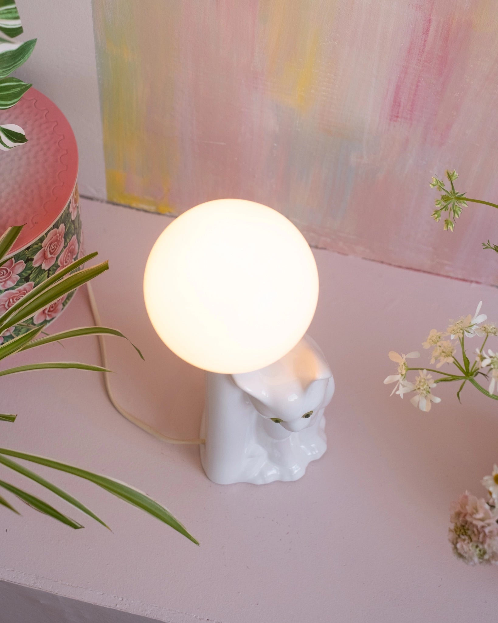 Ancienne lampe Chaton en céramique et opaline - Silly & Billy