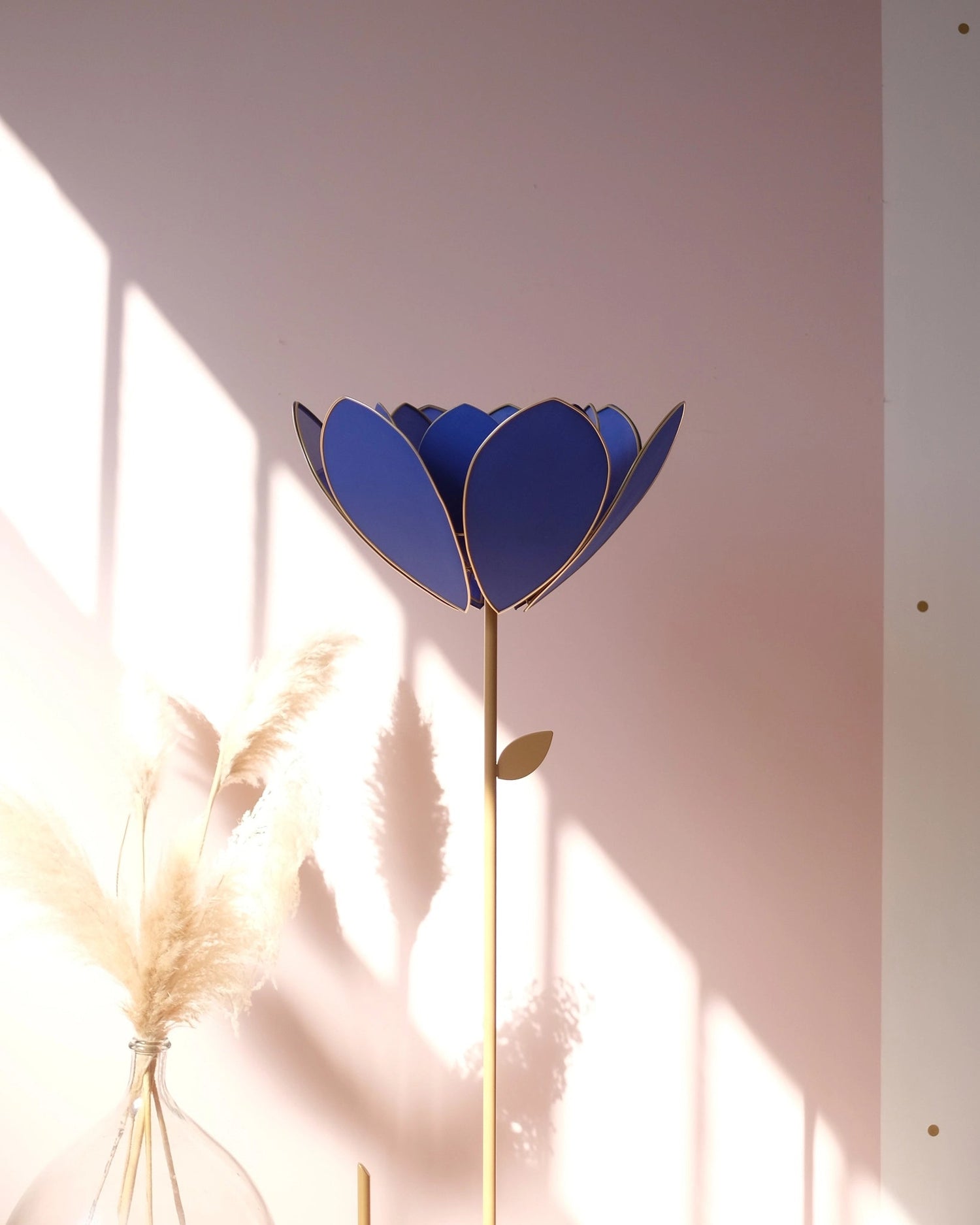Pied de lampadaire et abat - jour fleur double - Bleu royal - Silly & Billy