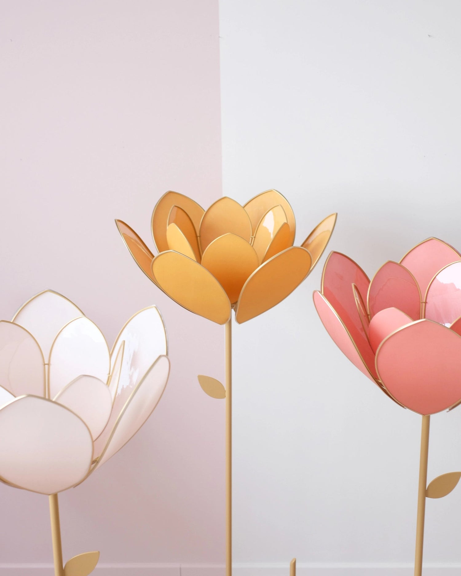 Pied de lampadaire et abat - jour fleur double - Honey - Silly & Billy