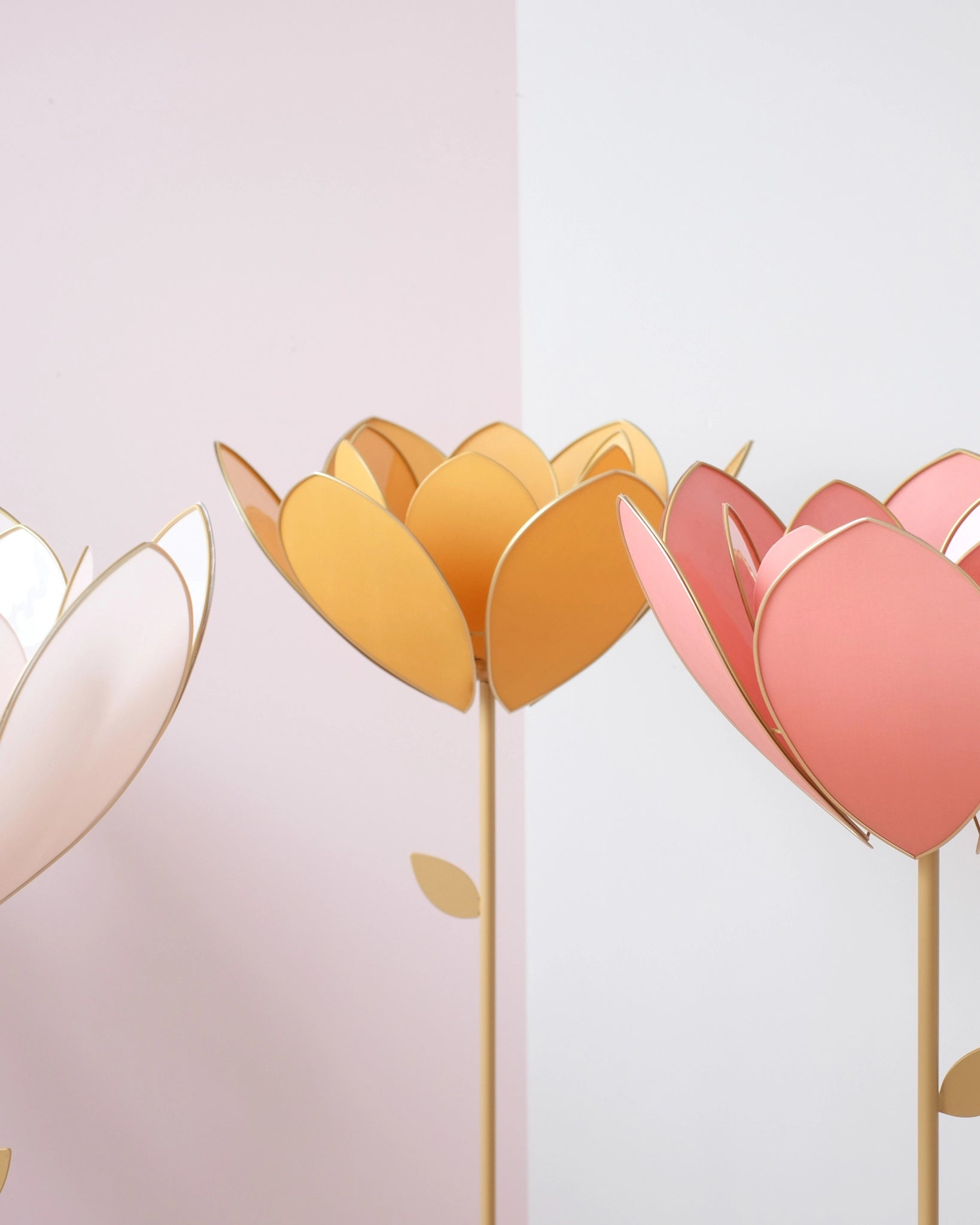 Pied de lampadaire et abat - jour fleur double - Honey - Silly & Billy