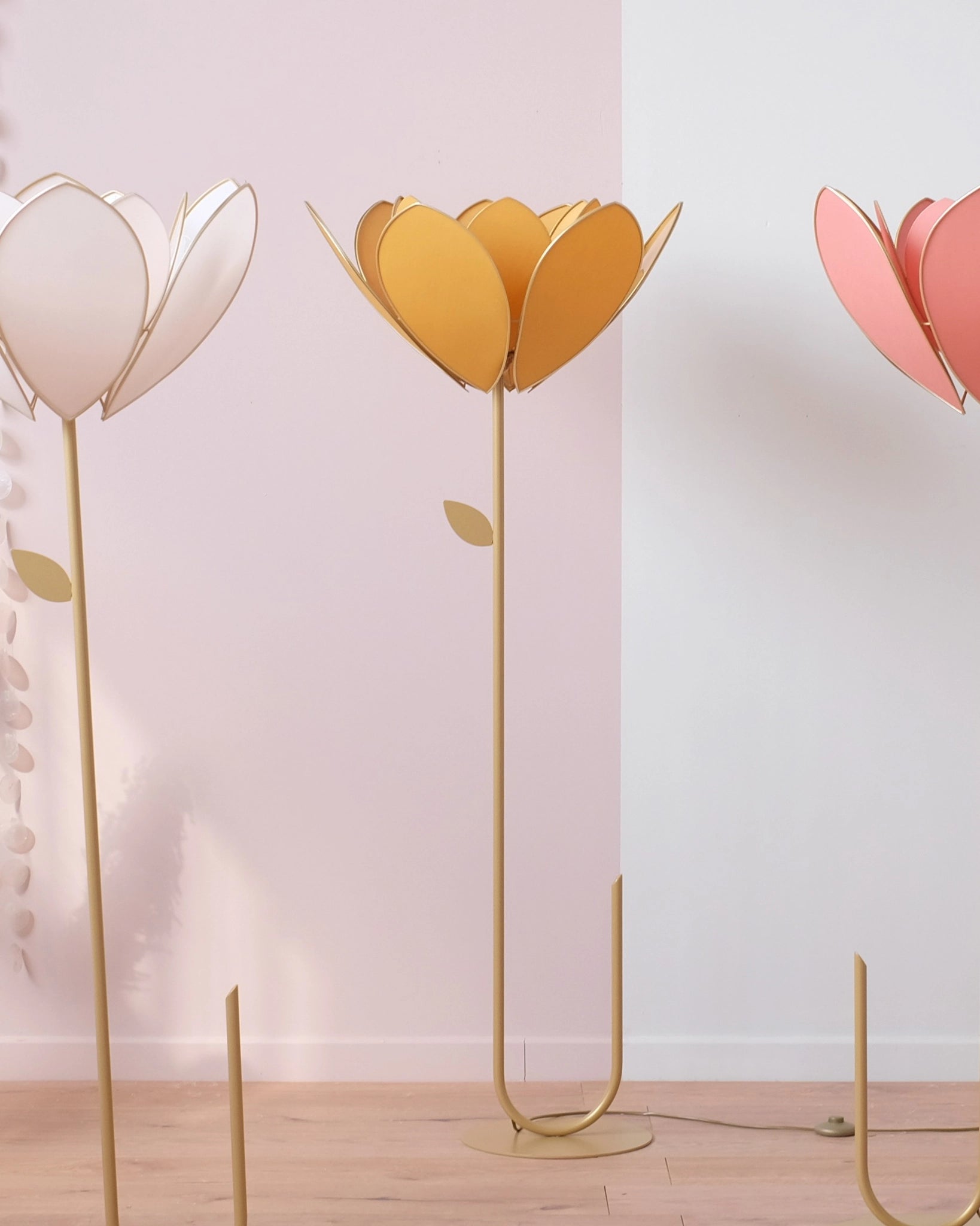 Pied de lampadaire et abat - jour fleur double - Honey - Silly & Billy