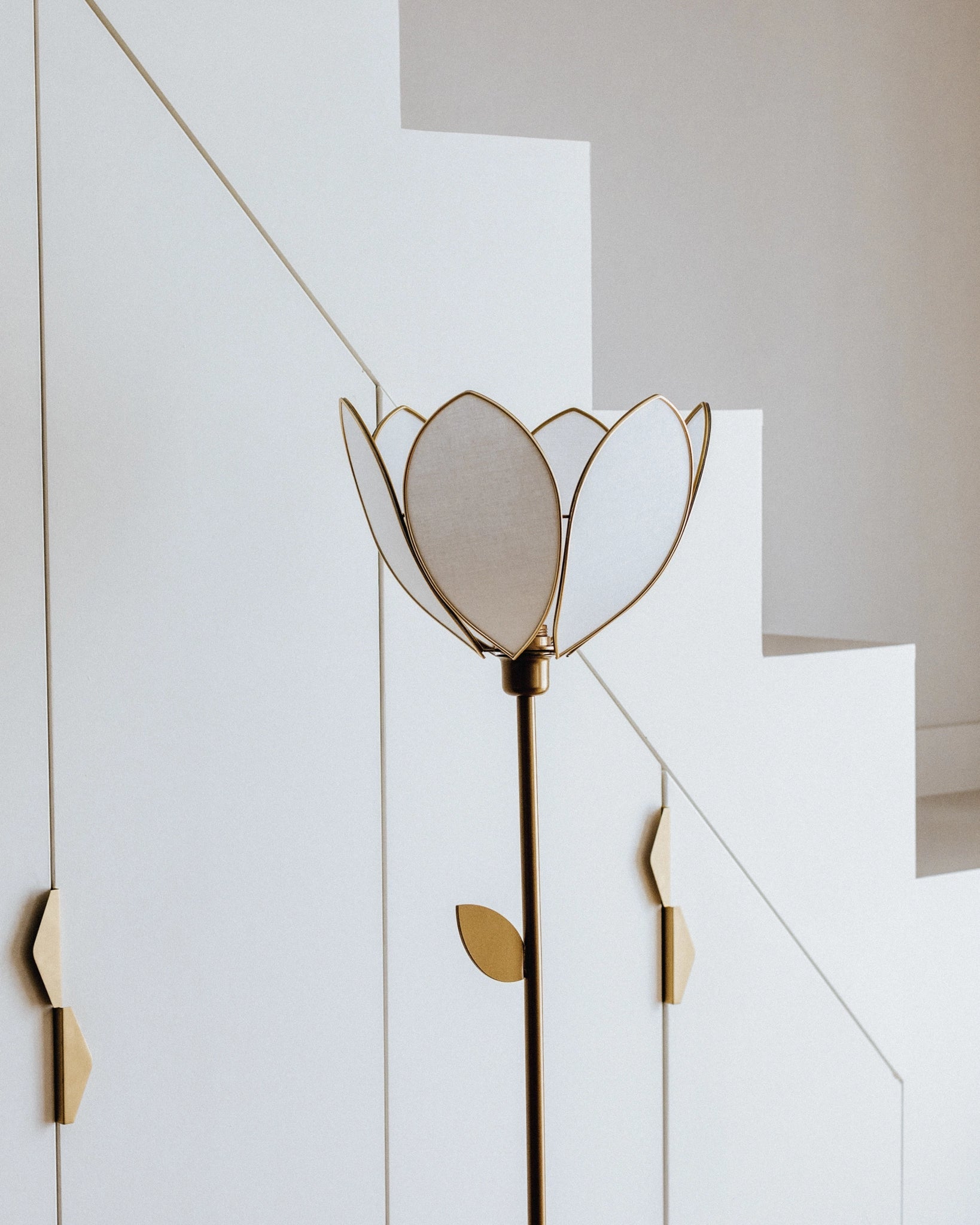 Pied de lampadaire et abat - jour fleur simple - Écru - Silly & Billy