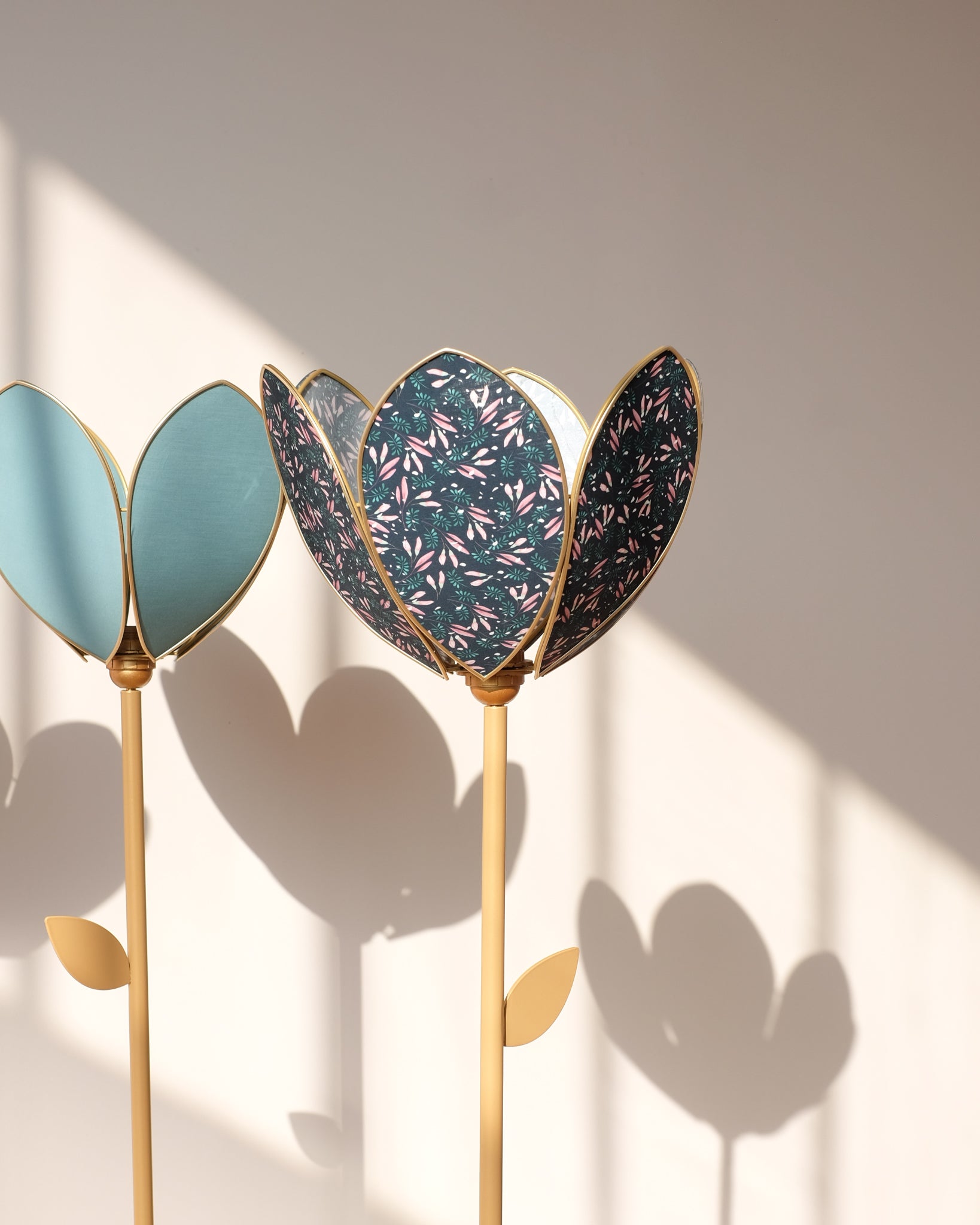 Pied de lampadaire et abat - jour fleur simple - Night Light - Silly & Billy