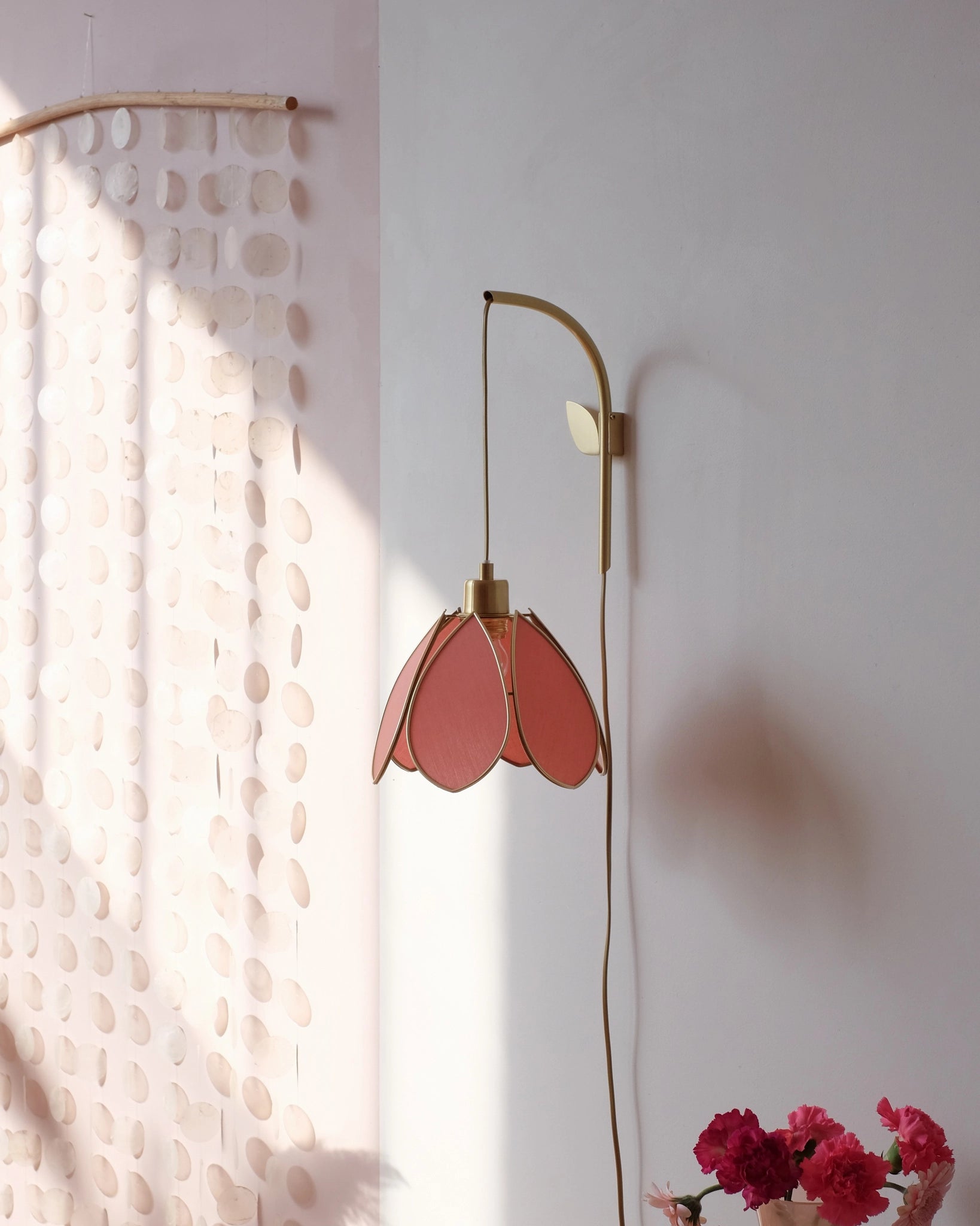 Support mural et baladeuse Fleur - Terracotta et doré - Silly & Billy