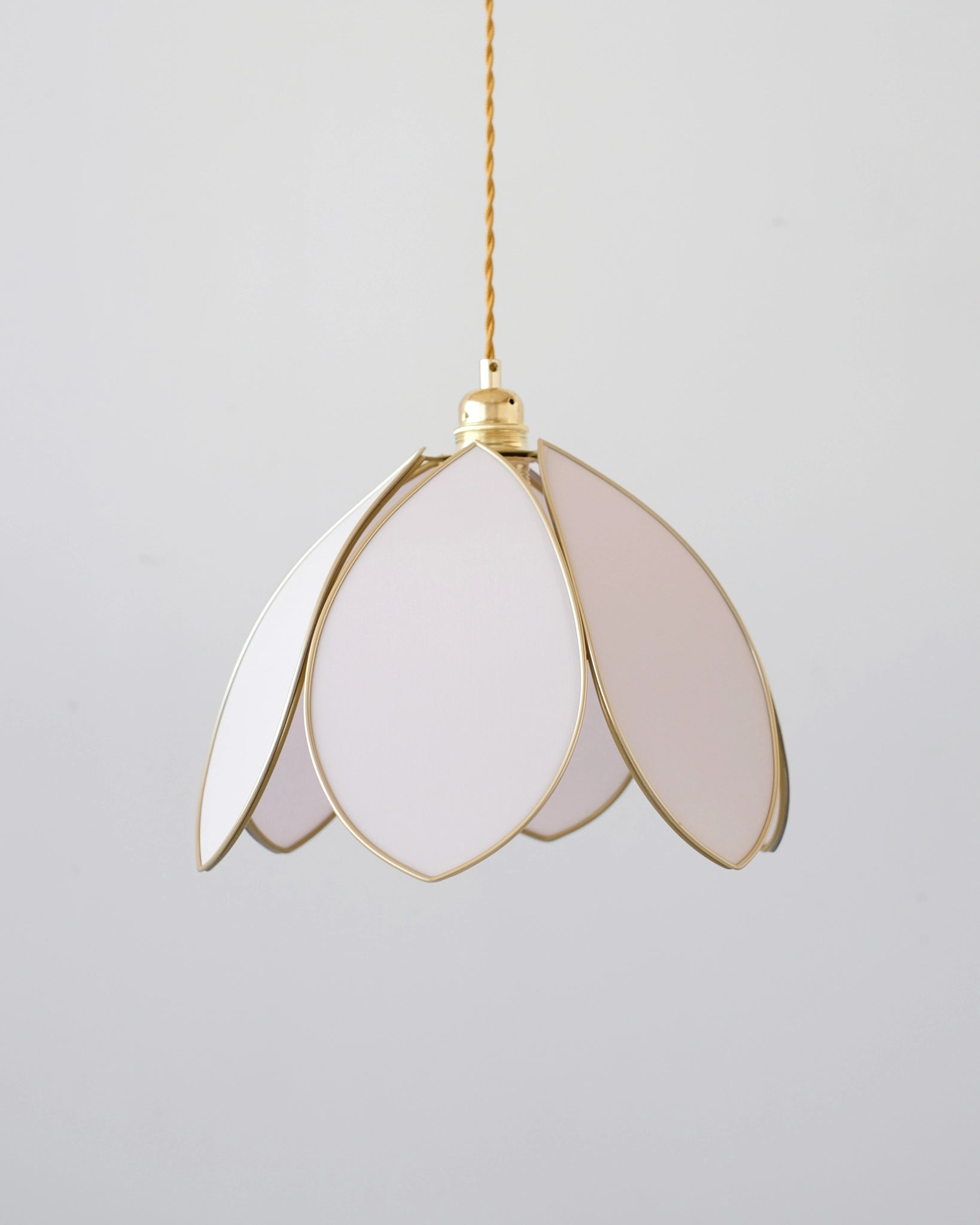 Suspension Fleur simple - Guimauve et doré - Silly & Billy