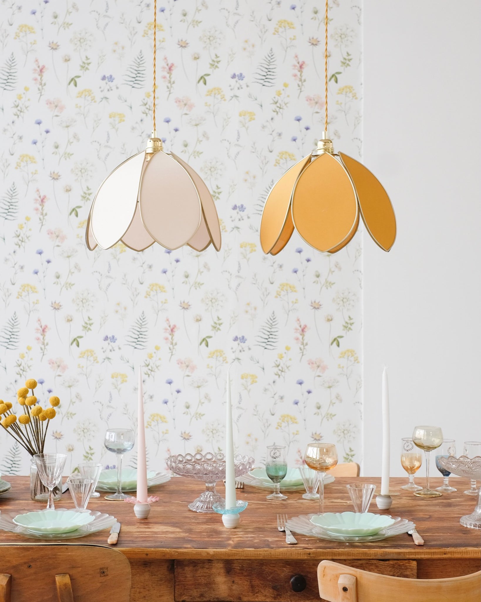 Suspension Fleur simple - Honey et doré - Silly & Billy