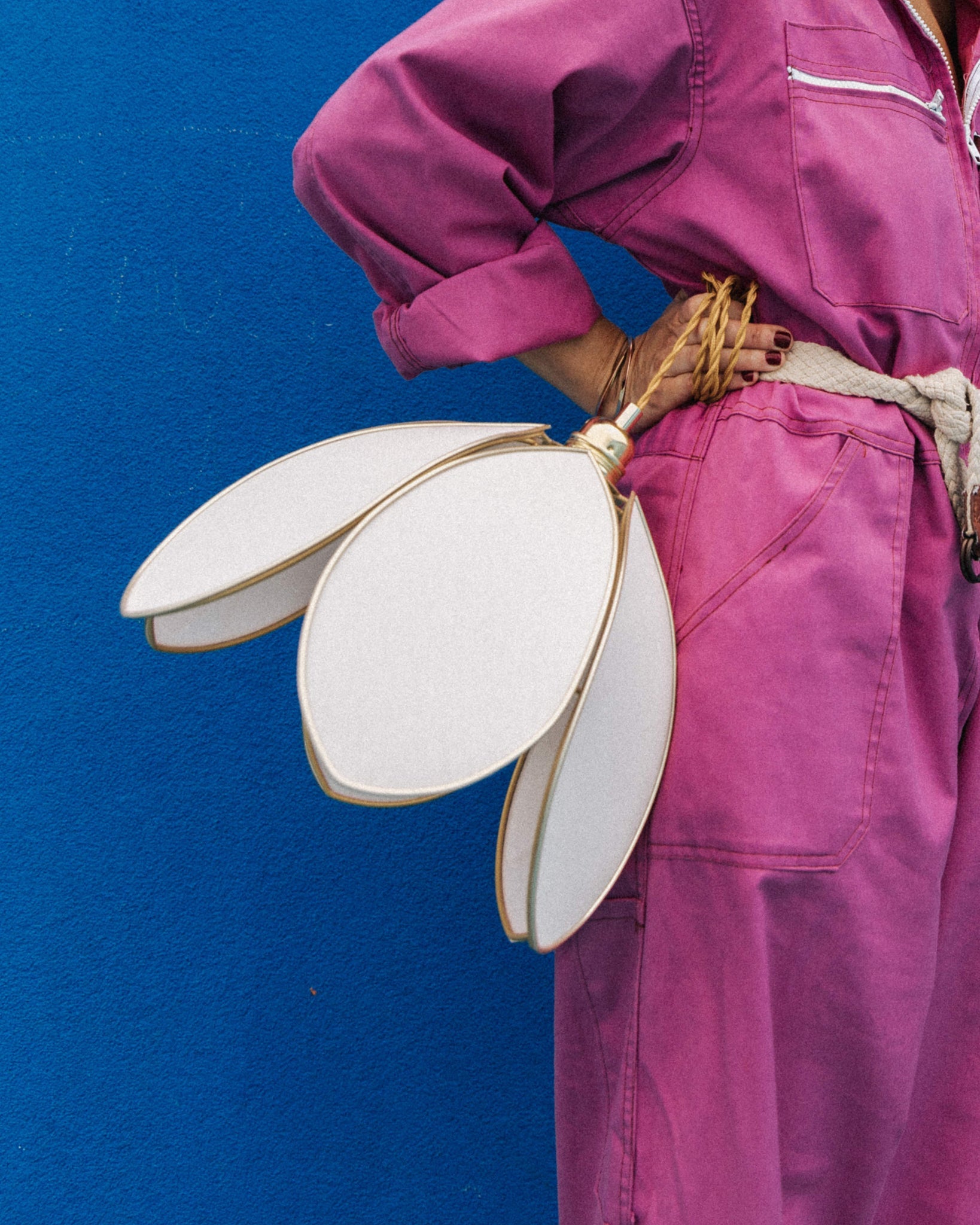 Suspension Fleur simple - Rose nude et doré - Silly & Billy