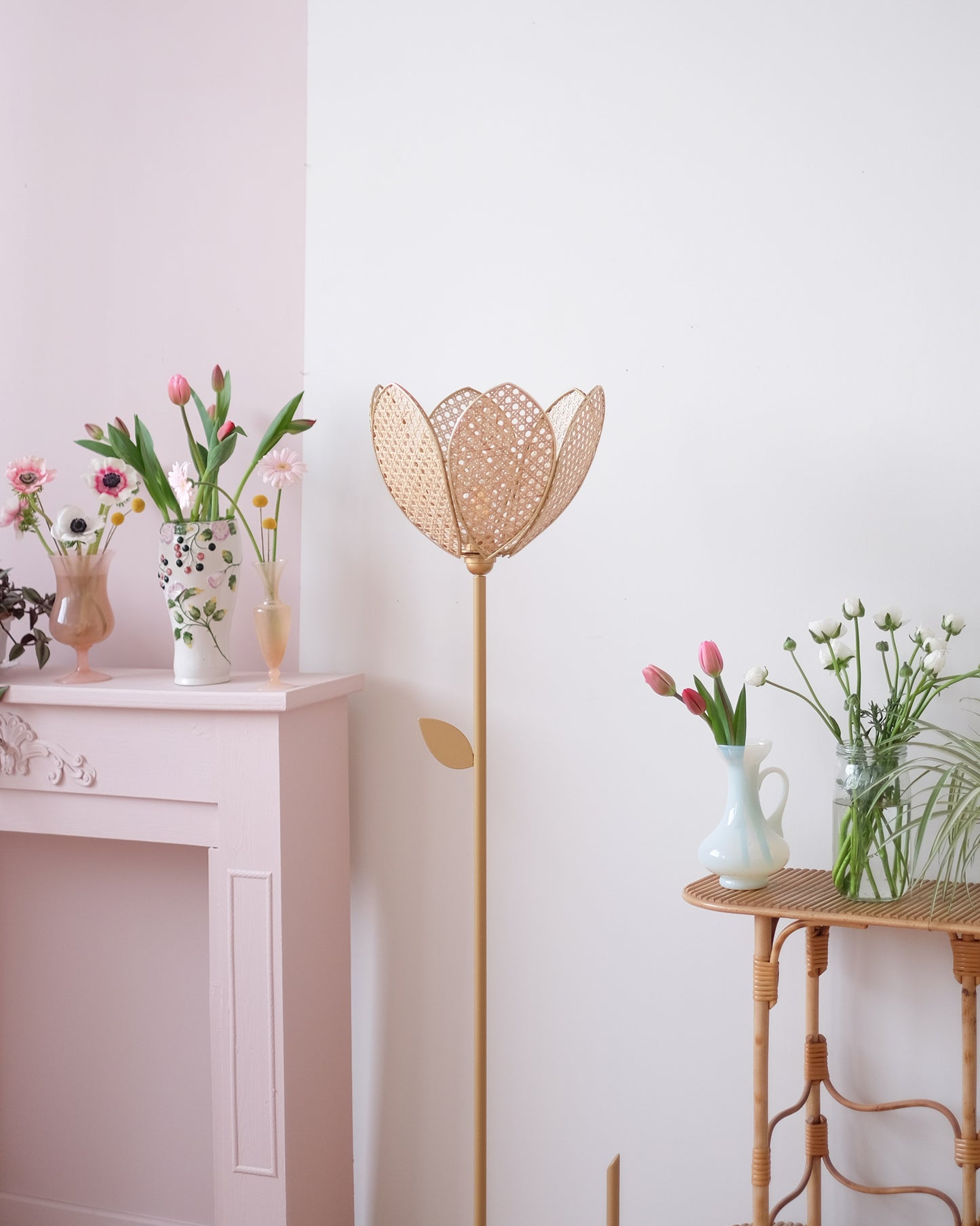 Pied de lampadaire et abat-jour fleur simple