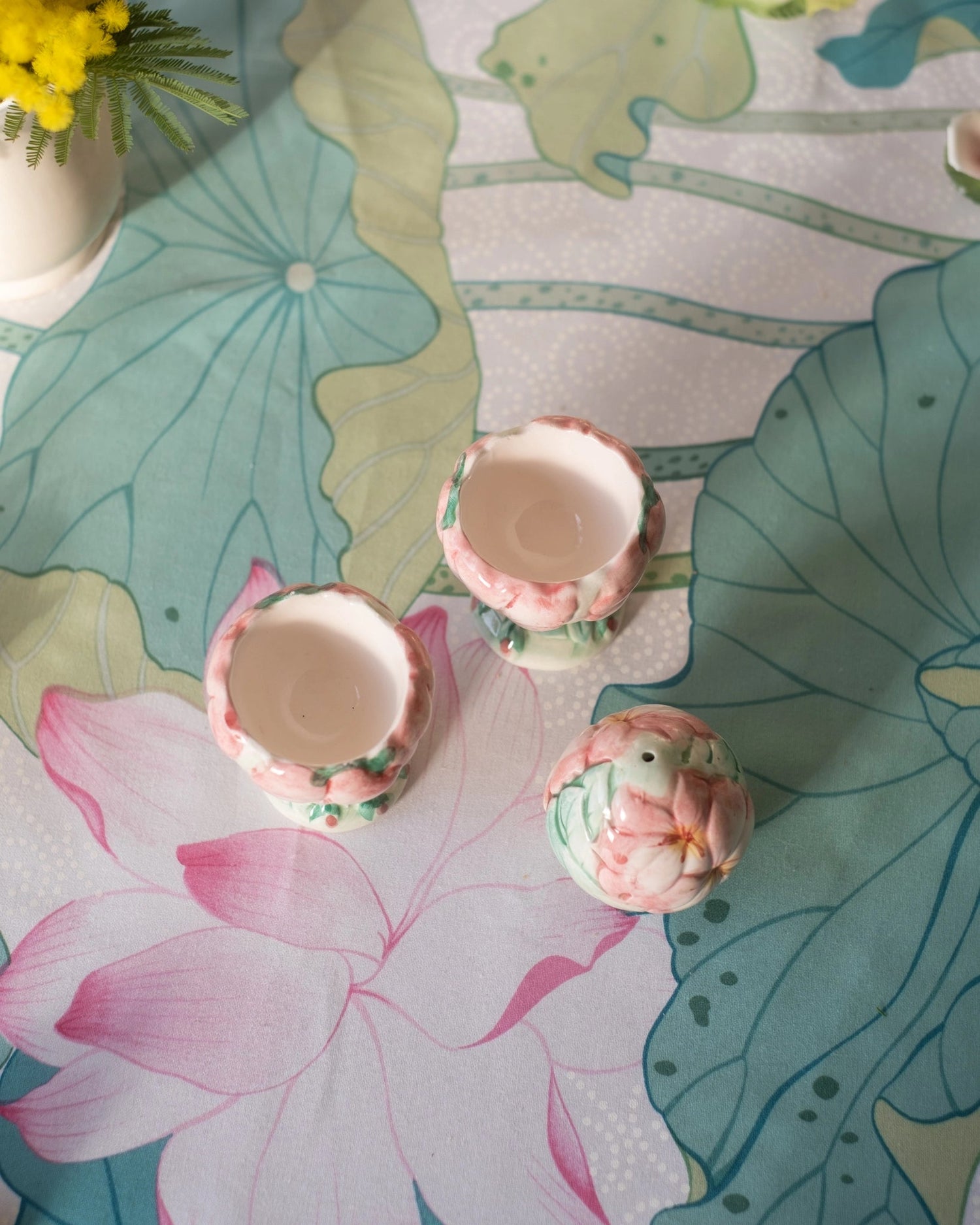 2 coquetiers et leur salière en barbotine - Silly &amp; Billy