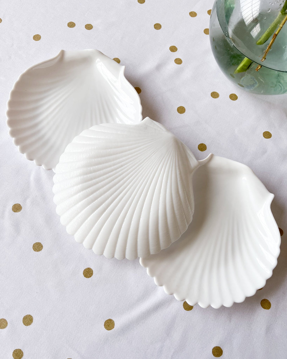 3 assiettes coquillage vintage en opaline - Silly &amp; Billy