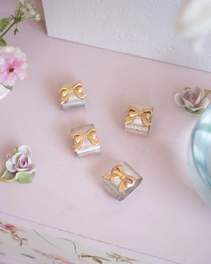 4 anciens ronds de serviettes en métal argenté - Silly &amp; Billy