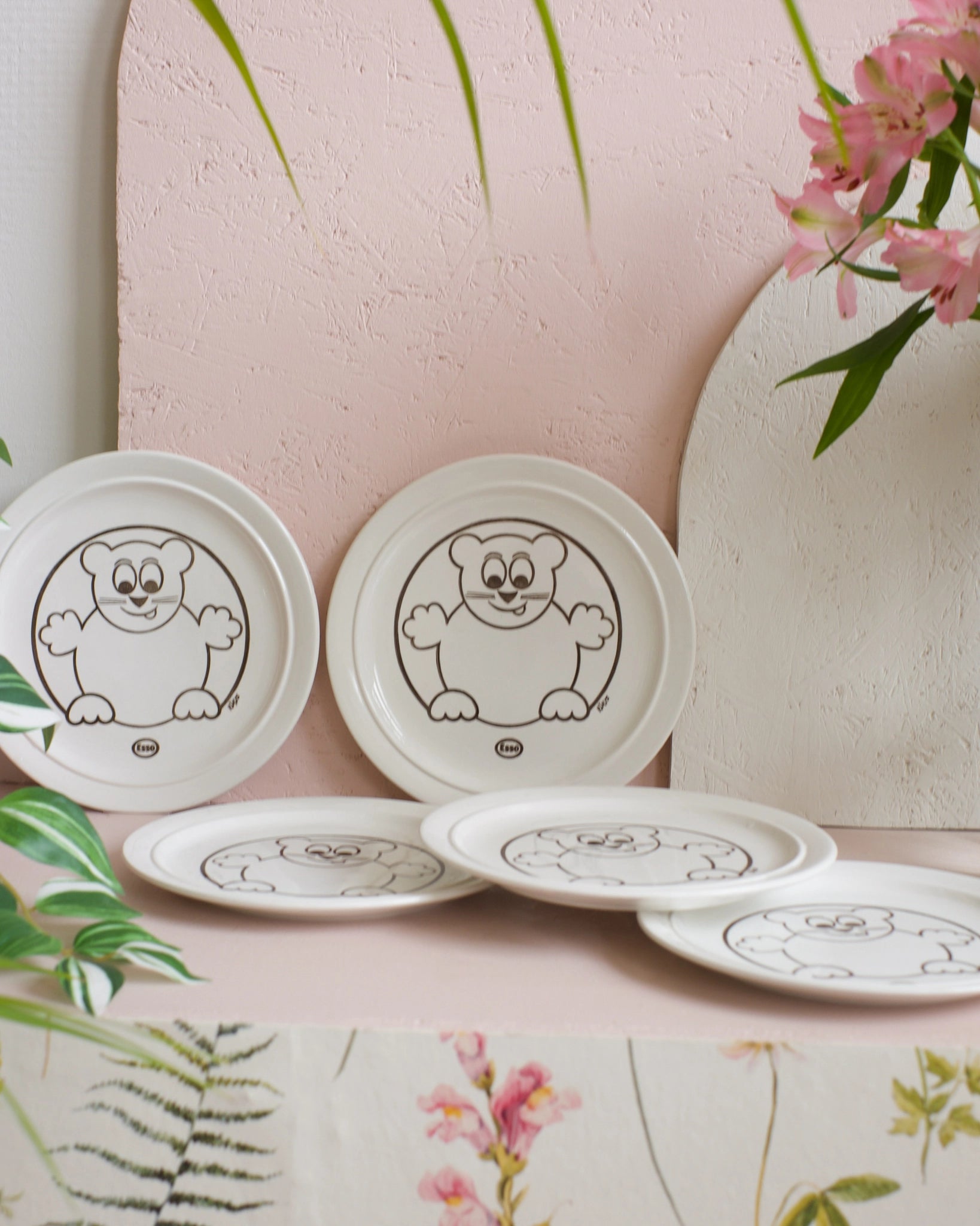 5 assiettes vintage Esso collector - Silly &amp; Billy