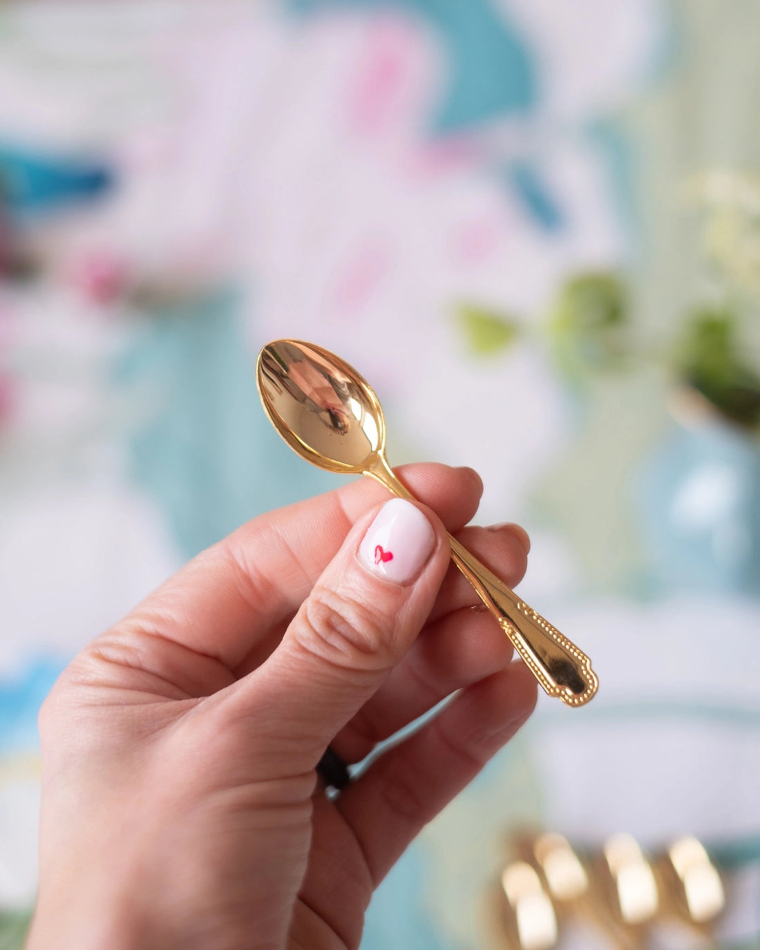 6 anciennes cuillères à café en métal doré - Silly &amp; Billy