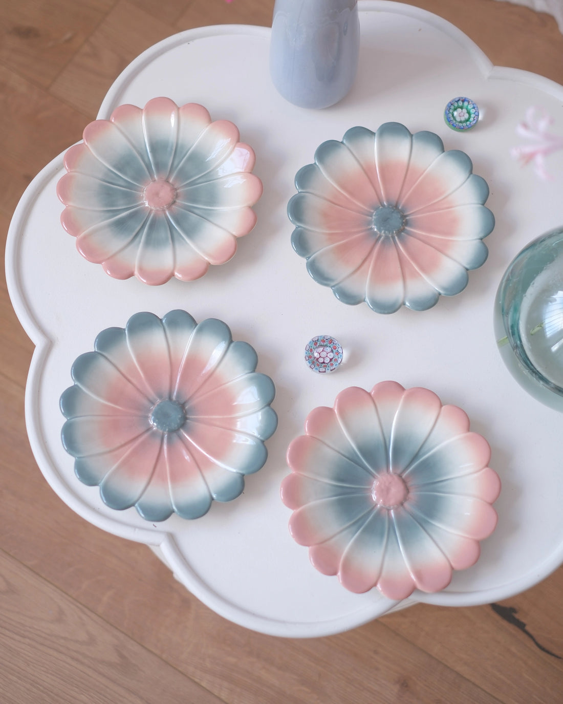 4 grandes assiettes Marigold - Sauge et Nude