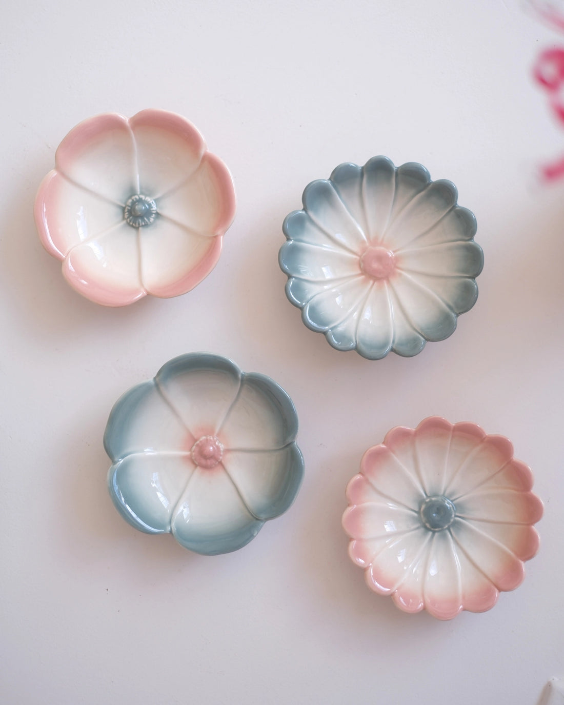 4 petites coupes Marigold  &amp; Poppy - Sauge et Nude