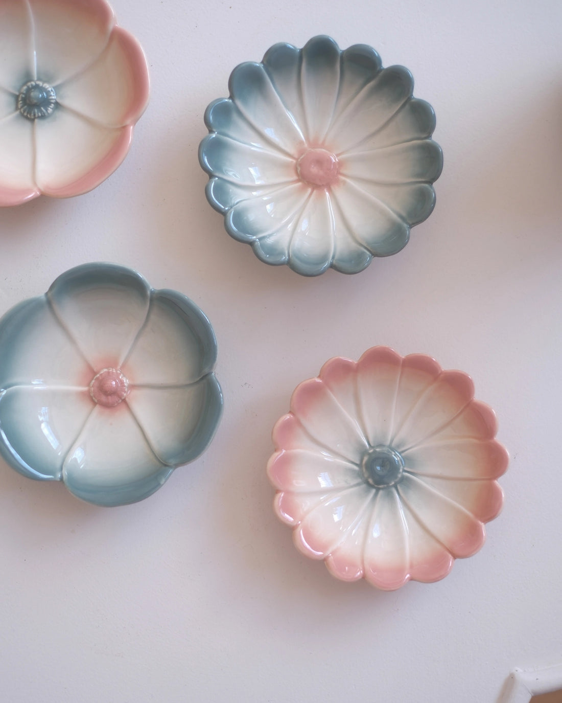 4 petites coupes Marigold  &amp; Poppy - Sauge et Nude
