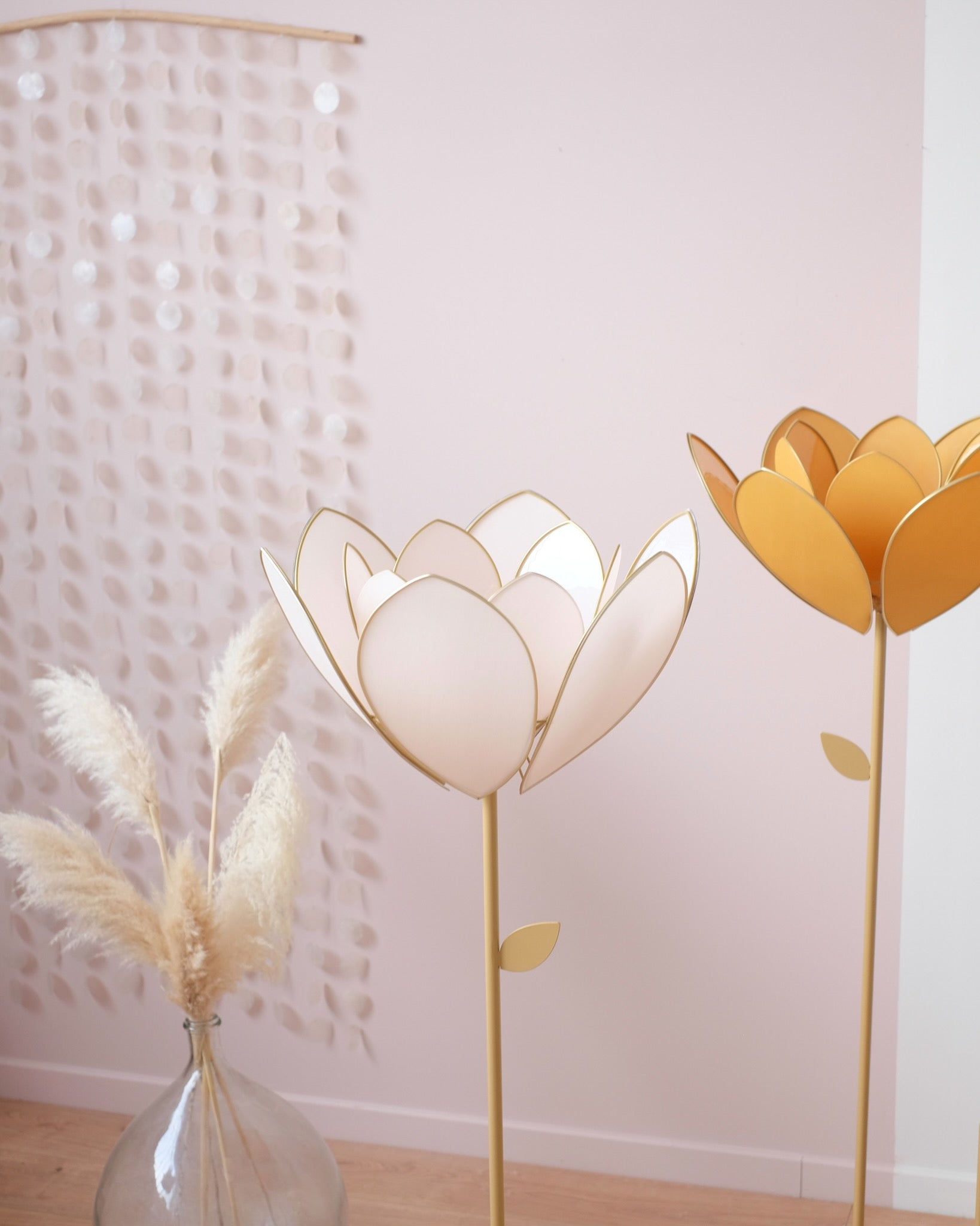 Pied de lampadaire et abat-jour fleur double - Nude