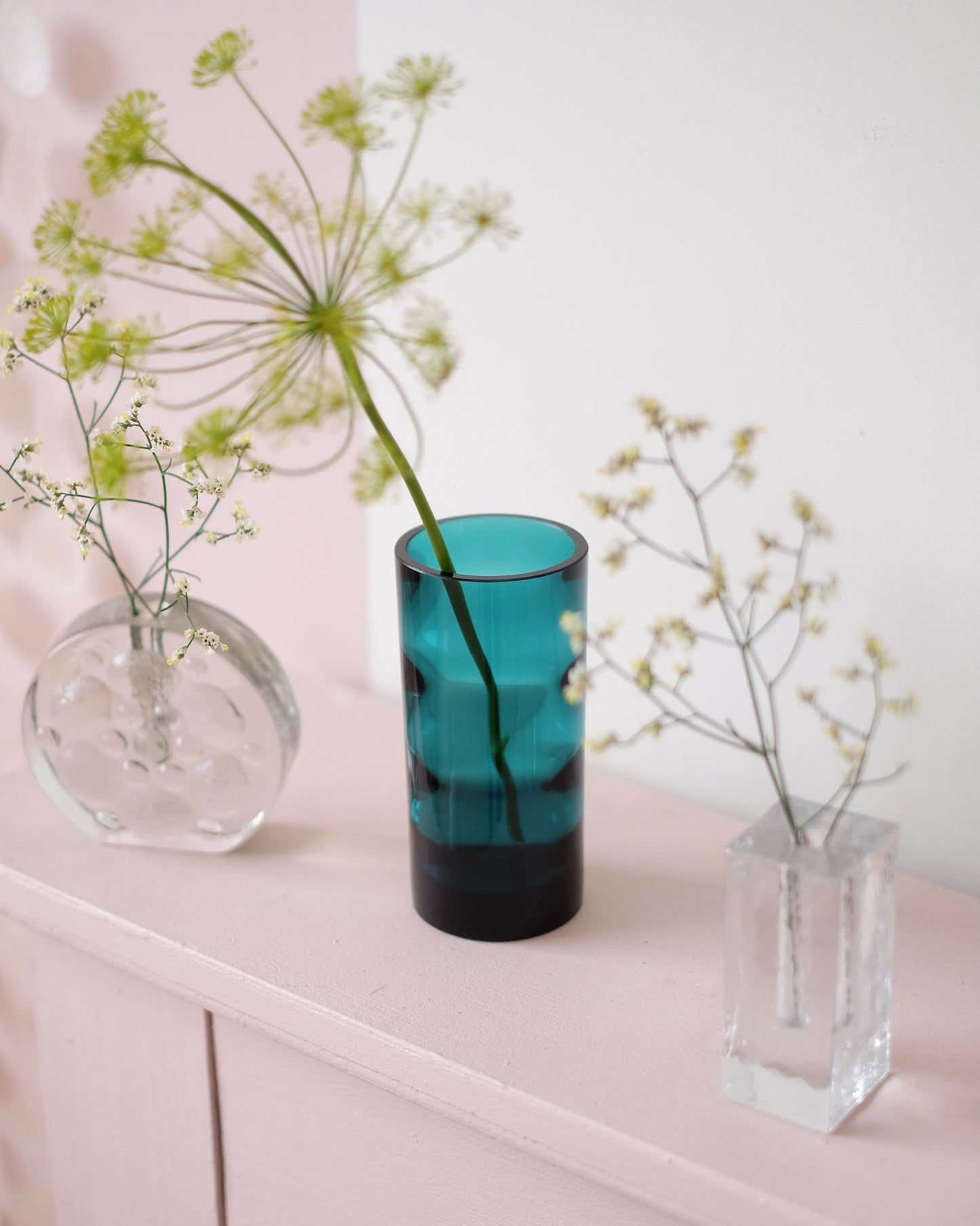 Vase en verre émeraude