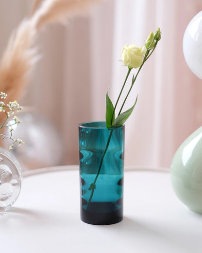 Vase en verre émeraude