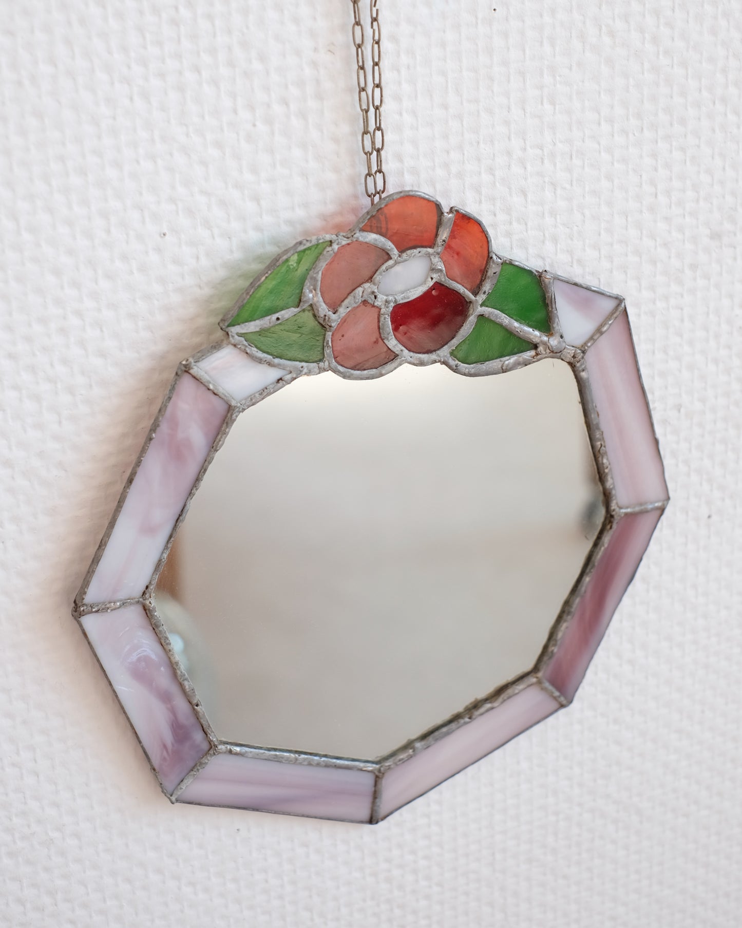 Ancien miroir en vitrail