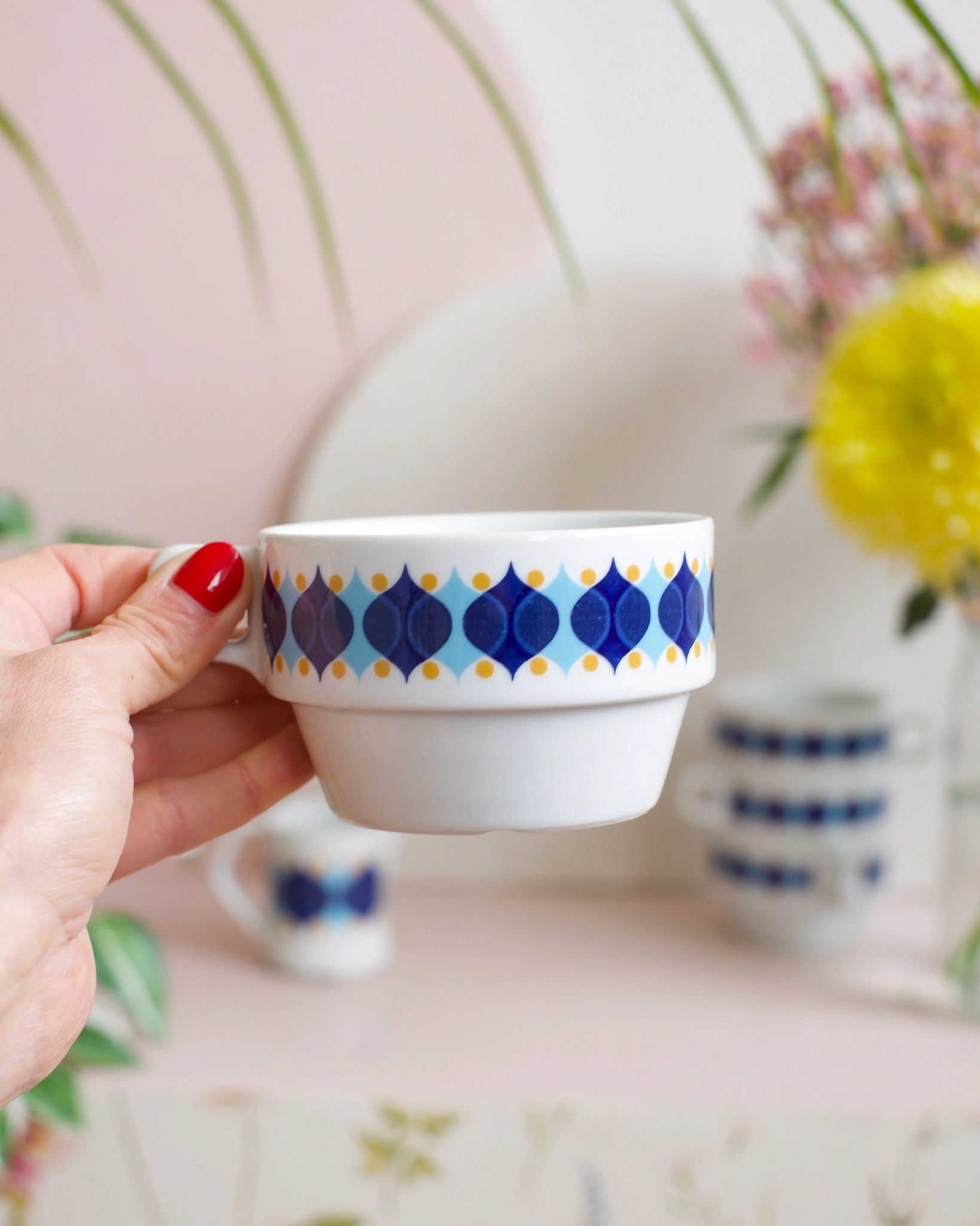 Service à petit-déjeuner en céramique allemande