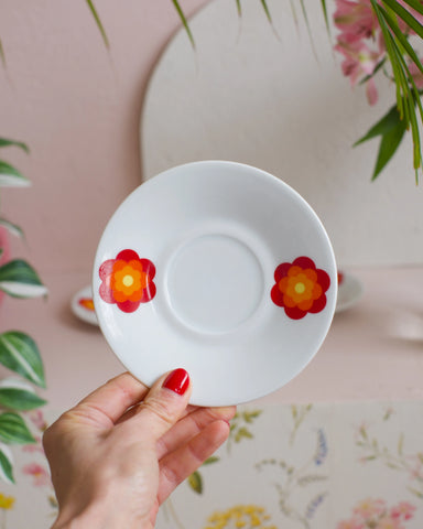 4 soucoupes en porcelaine vintage