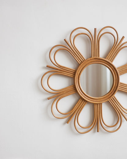 Grand miroir fleur en rotin