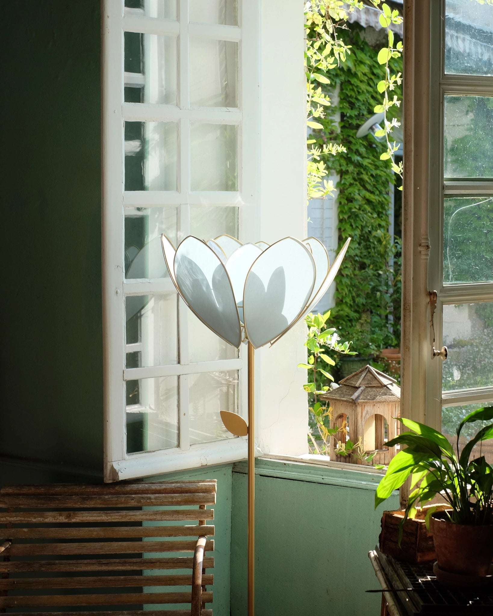 Pied de lampadaire et abat-jour fleur double - Sauge